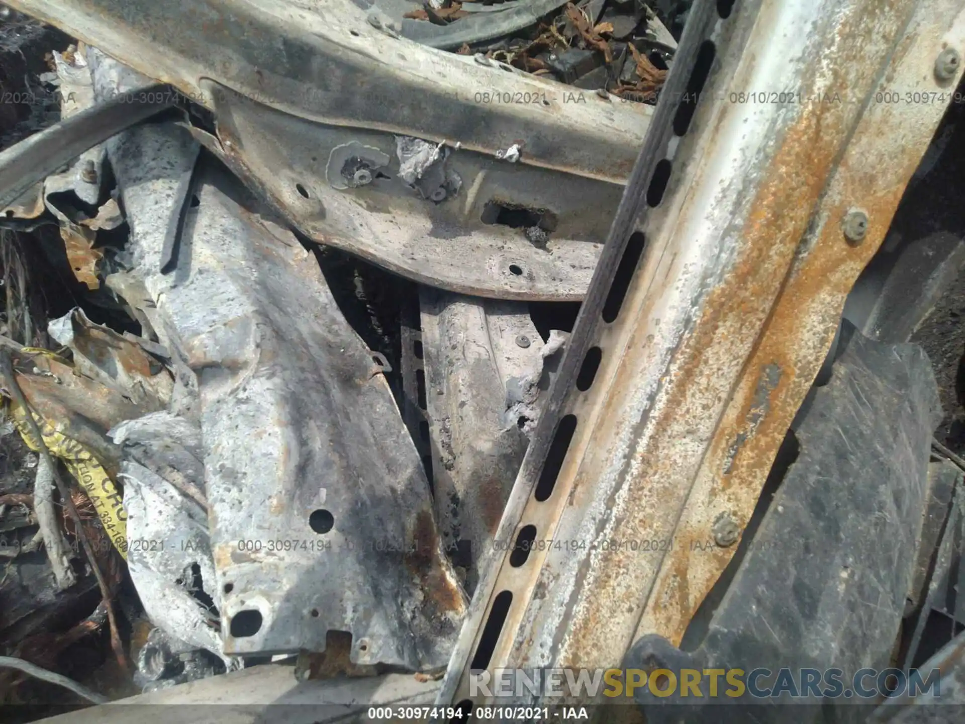 9 Photograph of a damaged car WDDZH6JB6KA626433 MERCEDES-BENZ E-CLASS 2019