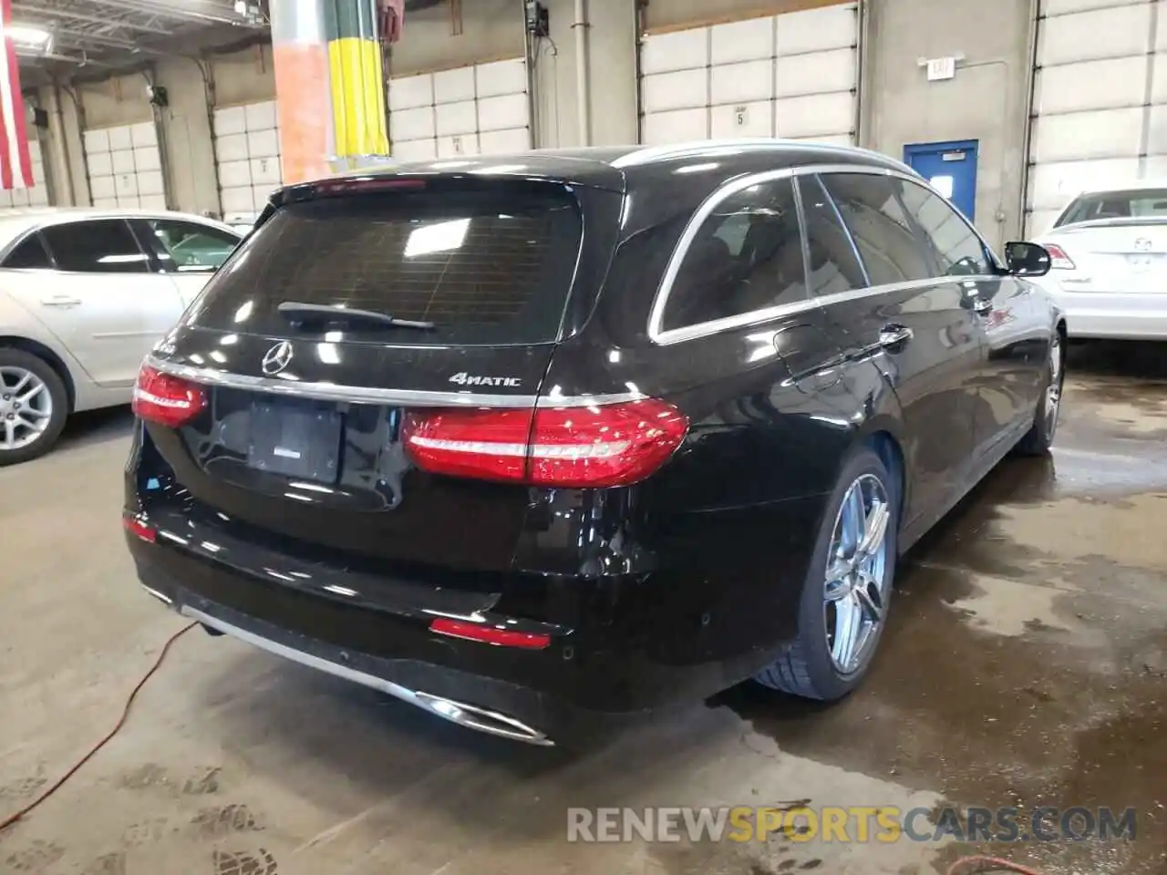 4 Photograph of a damaged car WDDZH6JB7KA630202 MERCEDES-BENZ E-CLASS 2019