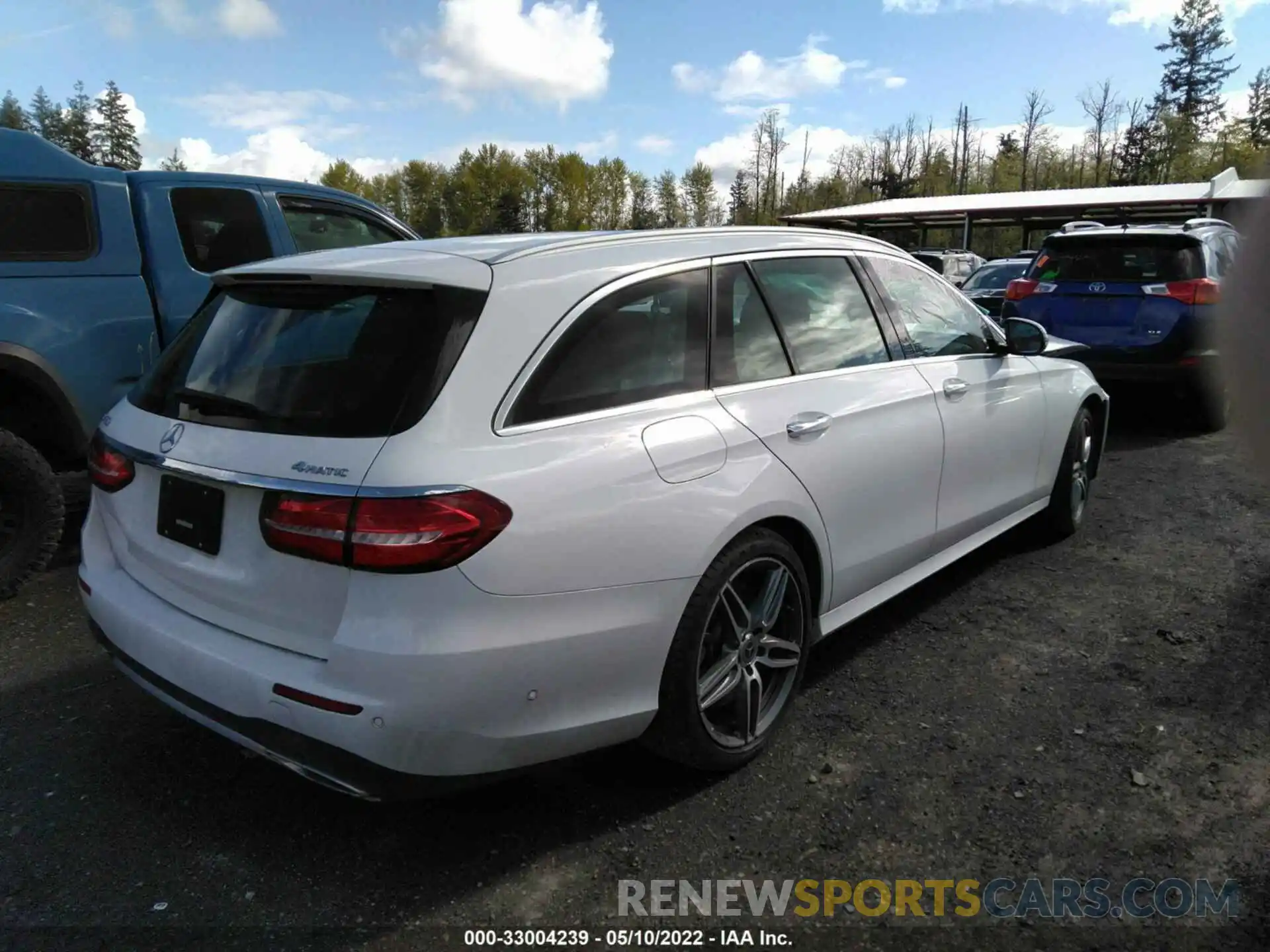 4 Photograph of a damaged car WDDZH6JB7KA667170 MERCEDES-BENZ E-CLASS 2019