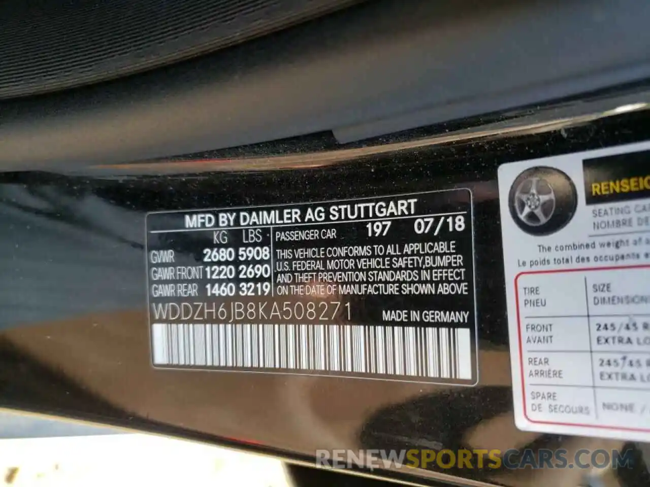 10 Photograph of a damaged car WDDZH6JB8KA508271 MERCEDES-BENZ E-CLASS 2019