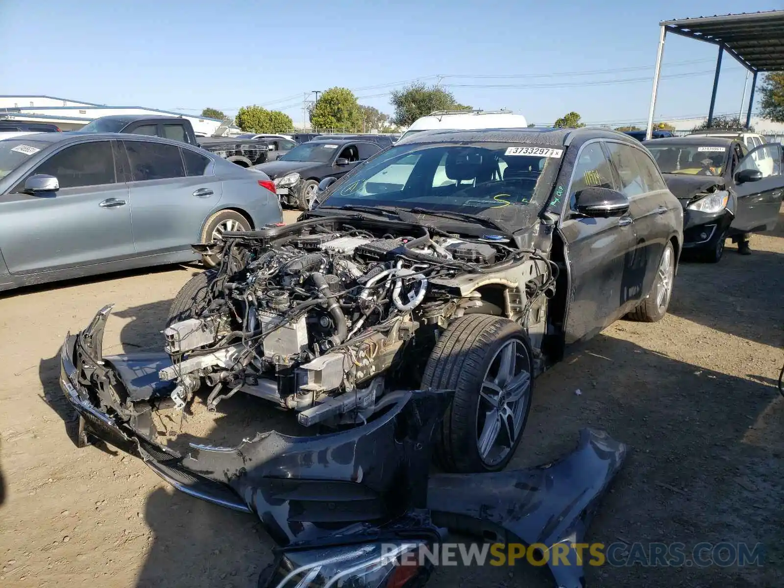 2 Фотография поврежденного автомобиля WDDZH6JB8KA519917 MERCEDES-BENZ E CLASS 2019