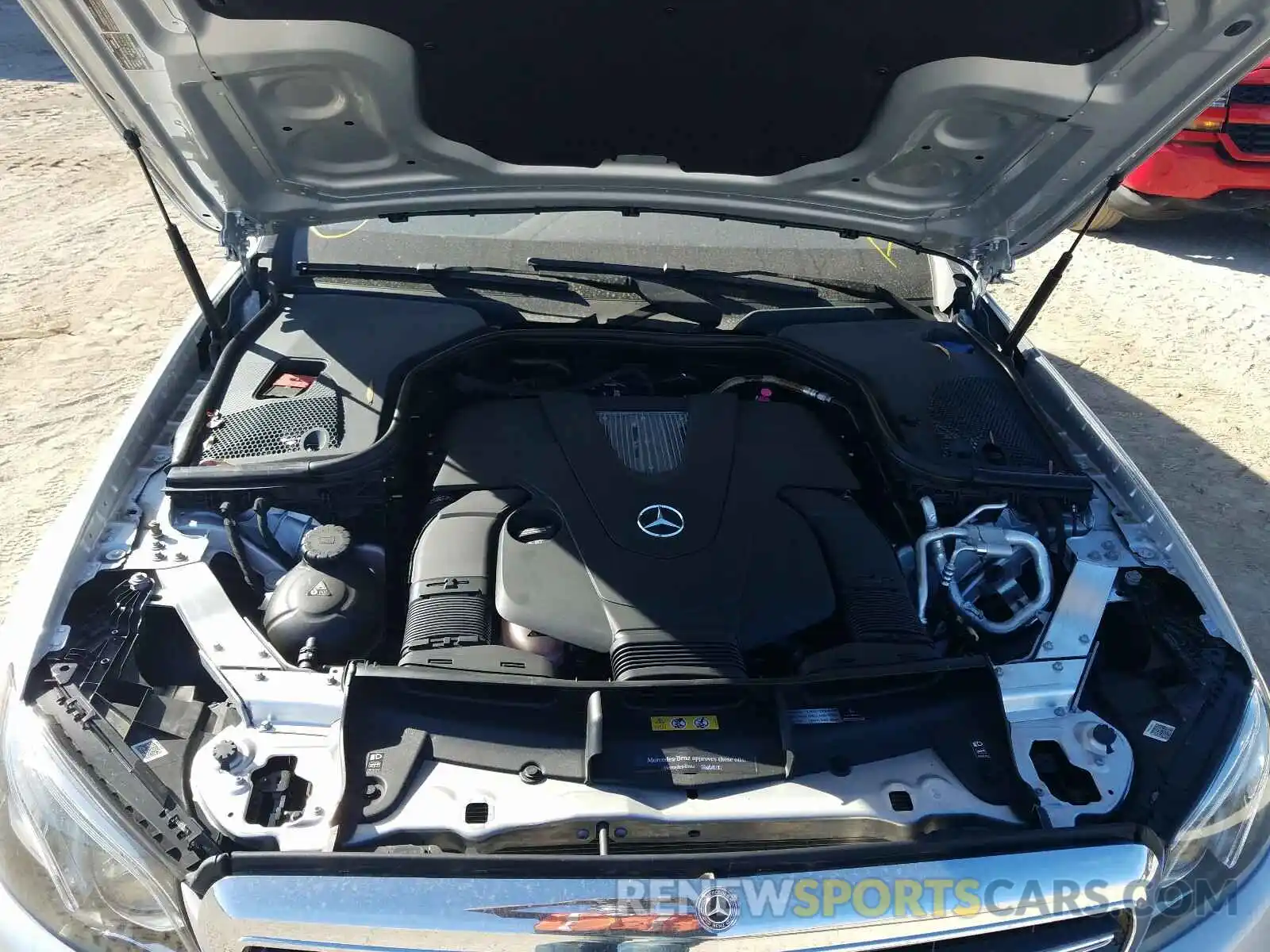 7 Photograph of a damaged car WDDZH6JB8KA539536 MERCEDES-BENZ E CLASS 2019