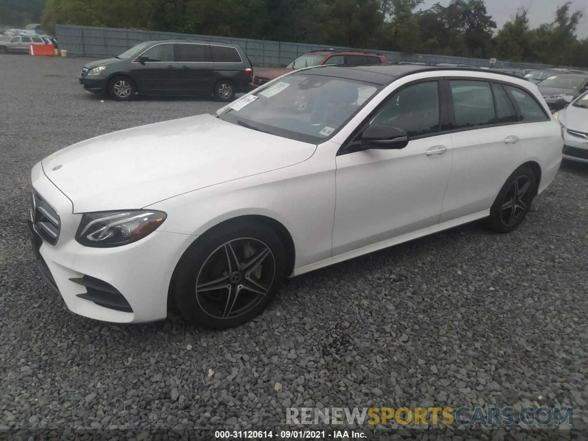 2 Photograph of a damaged car WDDZH6JB9KA555910 MERCEDES-BENZ E-CLASS 2019