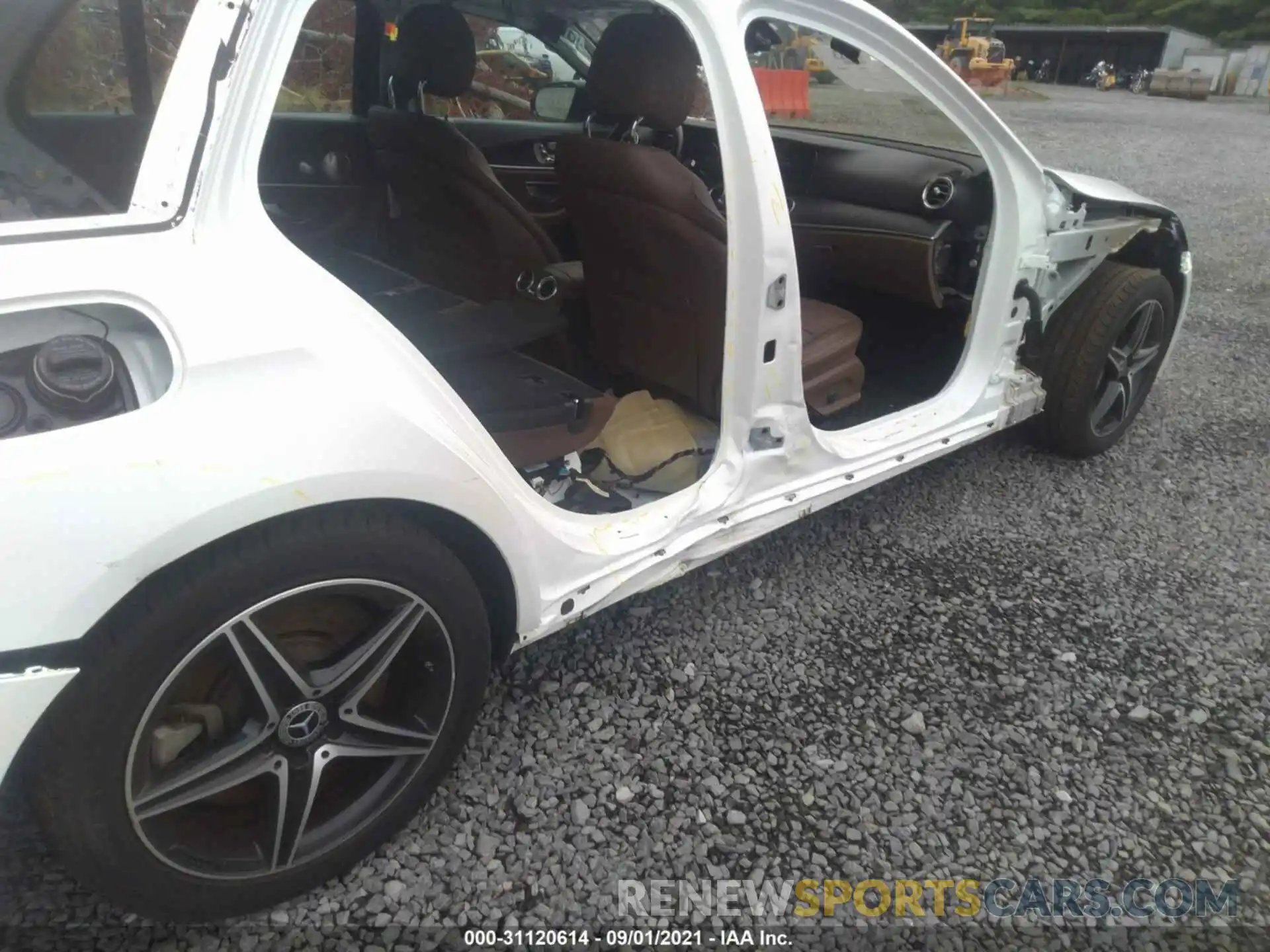 6 Photograph of a damaged car WDDZH6JB9KA555910 MERCEDES-BENZ E-CLASS 2019