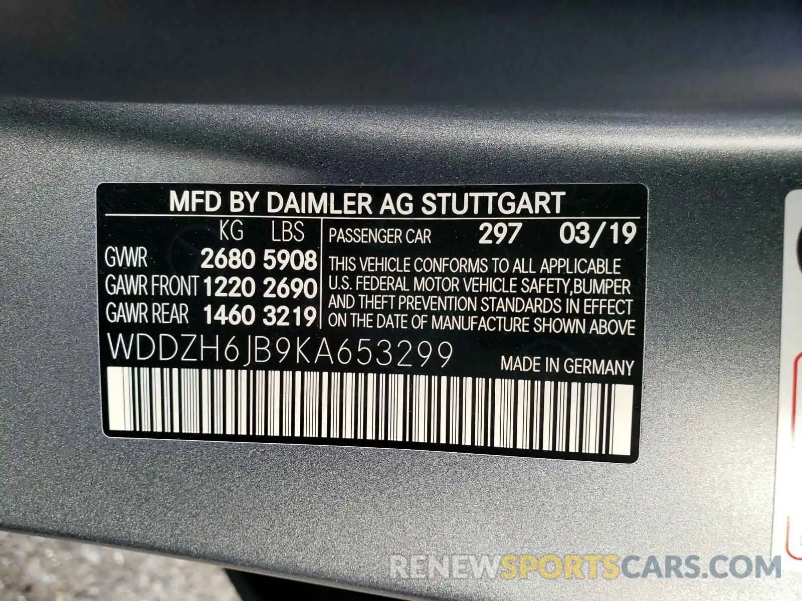 10 Photograph of a damaged car WDDZH6JB9KA653299 MERCEDES-BENZ E CLASS 2019