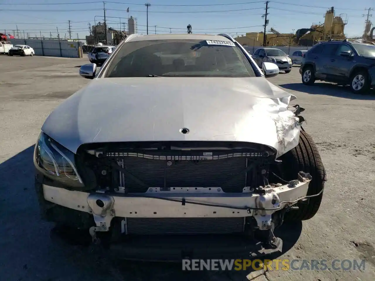 5 Photograph of a damaged car WDDZH6JBXKA637855 MERCEDES-BENZ E-CLASS 2019