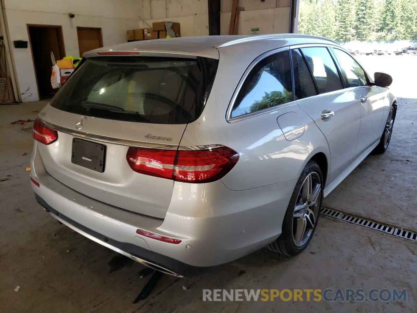 4 Photograph of a damaged car WDDZH6JBXKA674002 MERCEDES-BENZ E CLASS 2019