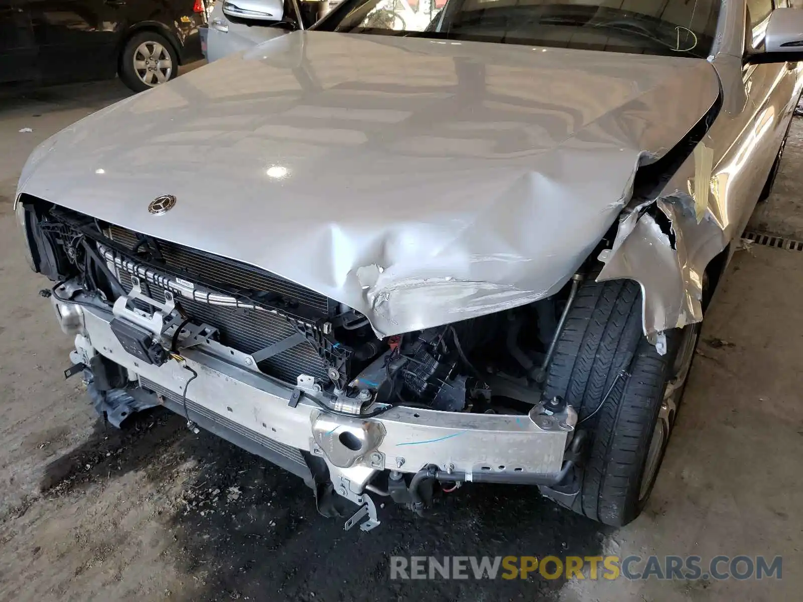 9 Photograph of a damaged car WDDZH6JBXKA674002 MERCEDES-BENZ E CLASS 2019