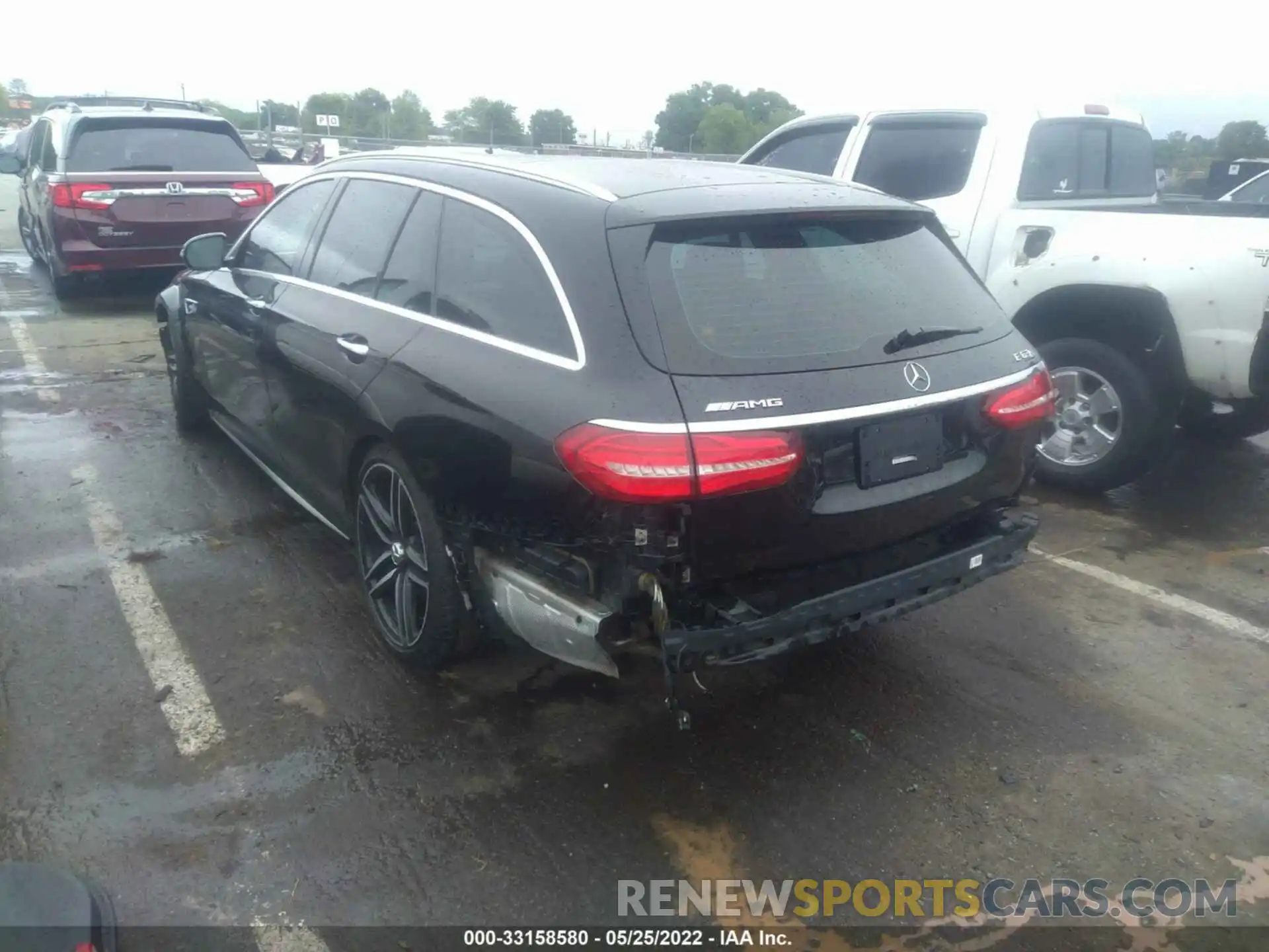 3 Photograph of a damaged car WDDZH8KB1KA517582 MERCEDES-BENZ E-CLASS 2019