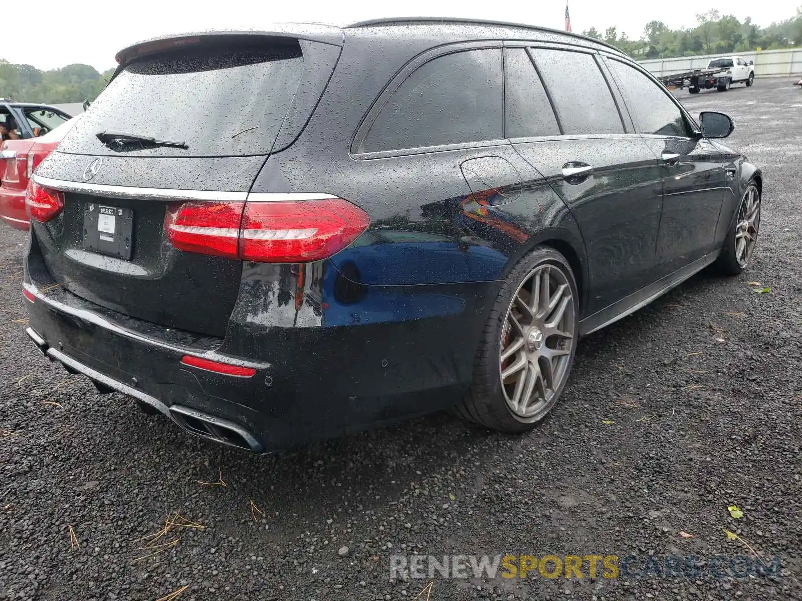 4 Photograph of a damaged car WDDZH8KBXKA548068 MERCEDES-BENZ E-CLASS 2019