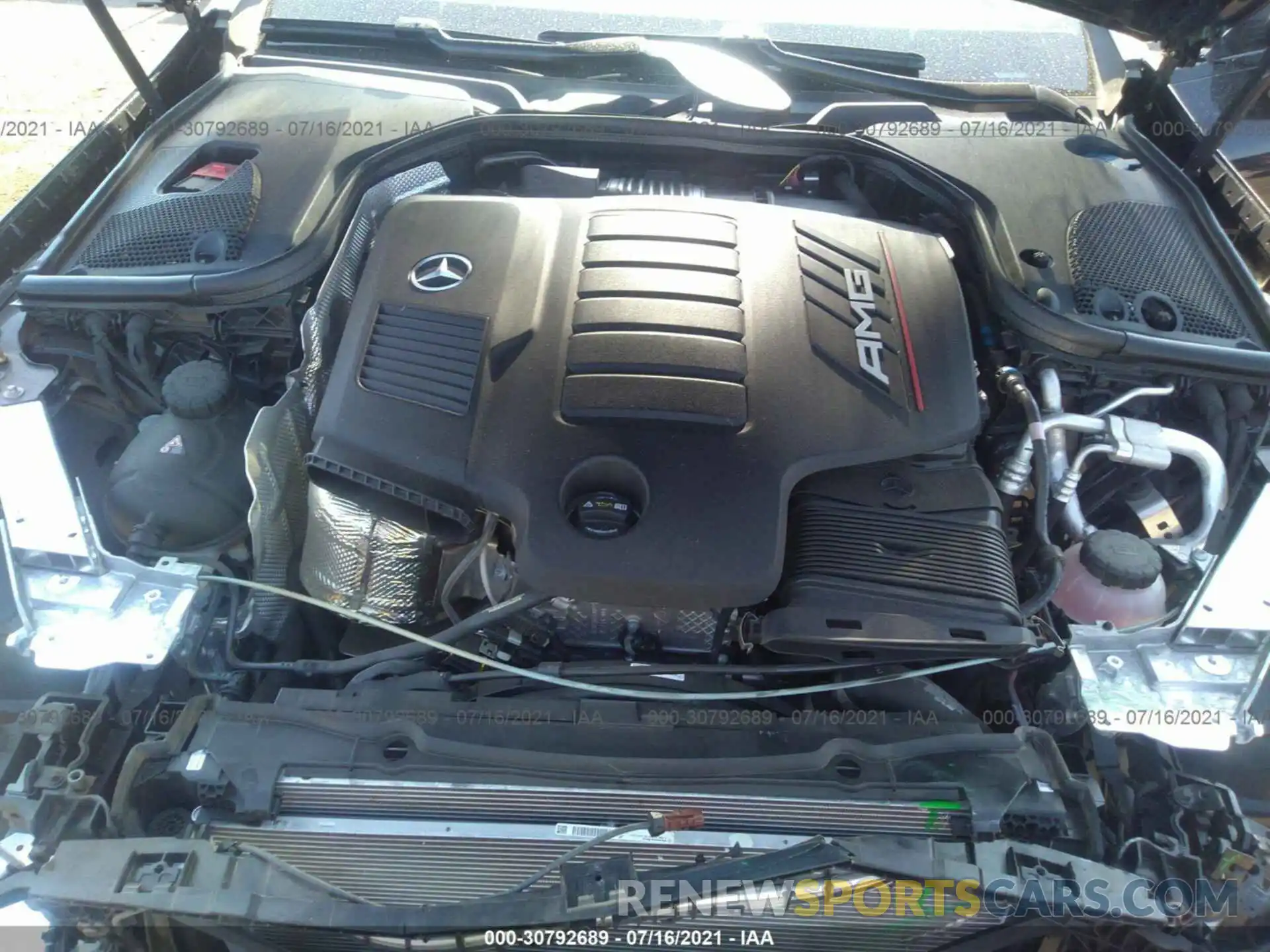 10 Photograph of a damaged car W1K1J6BB1LF142397 MERCEDES-BENZ E-CLASS 2020