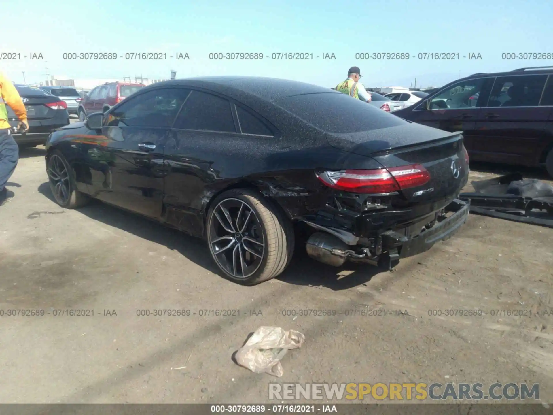 3 Photograph of a damaged car W1K1J6BB1LF142397 MERCEDES-BENZ E-CLASS 2020