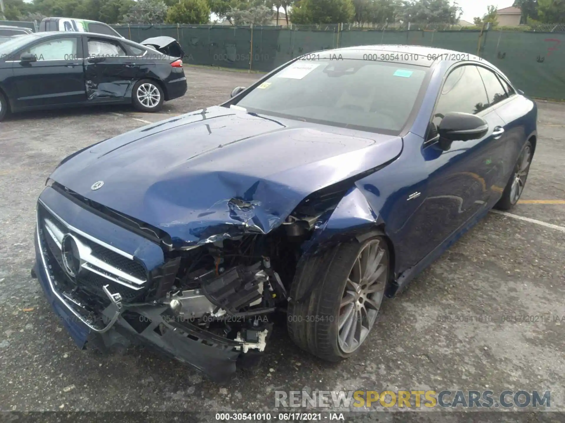 6 Photograph of a damaged car W1K1J6BB2LF141842 MERCEDES-BENZ E-CLASS 2020