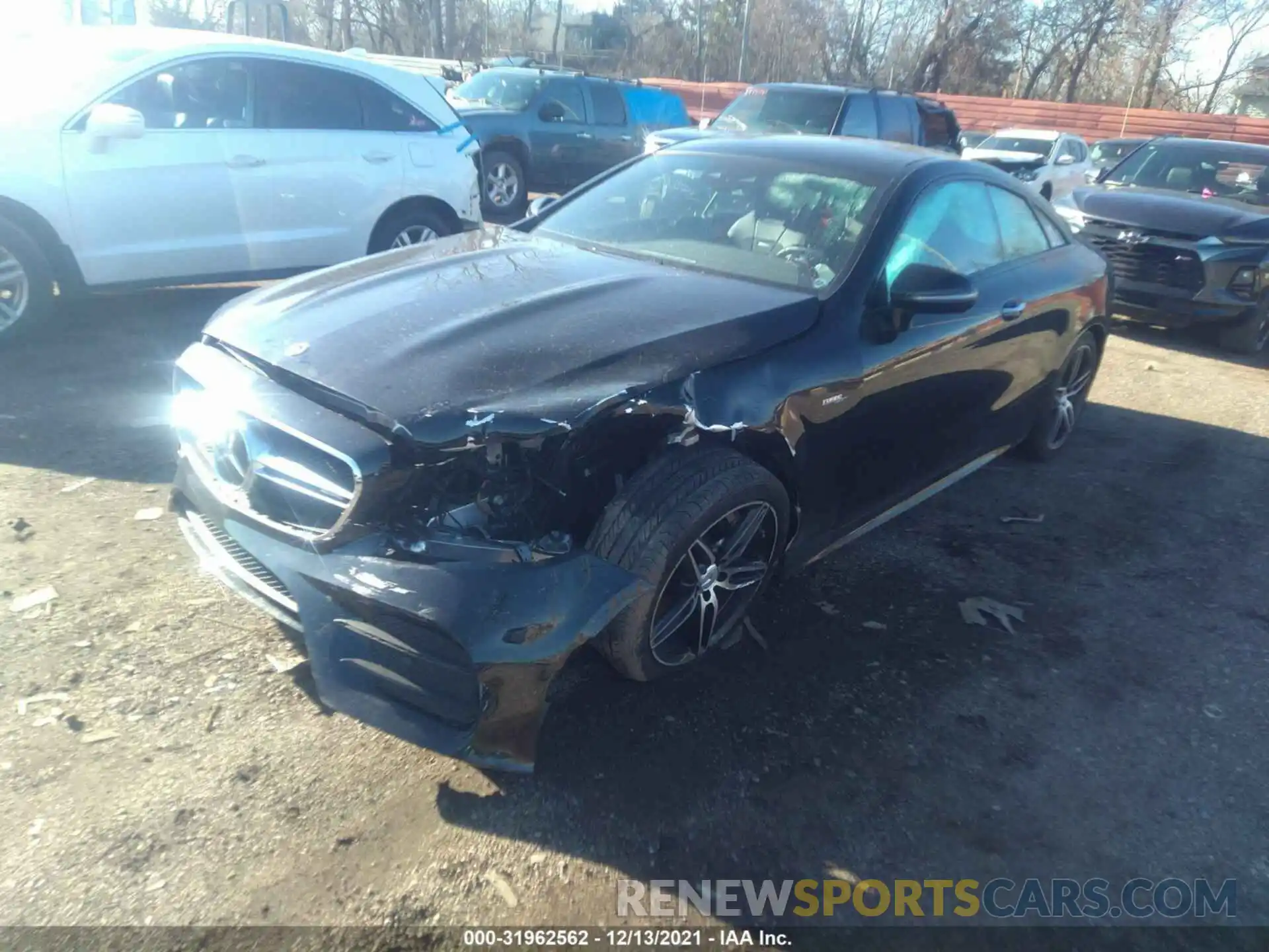 2 Photograph of a damaged car W1K1J6BB5LF140734 MERCEDES-BENZ E-CLASS 2020