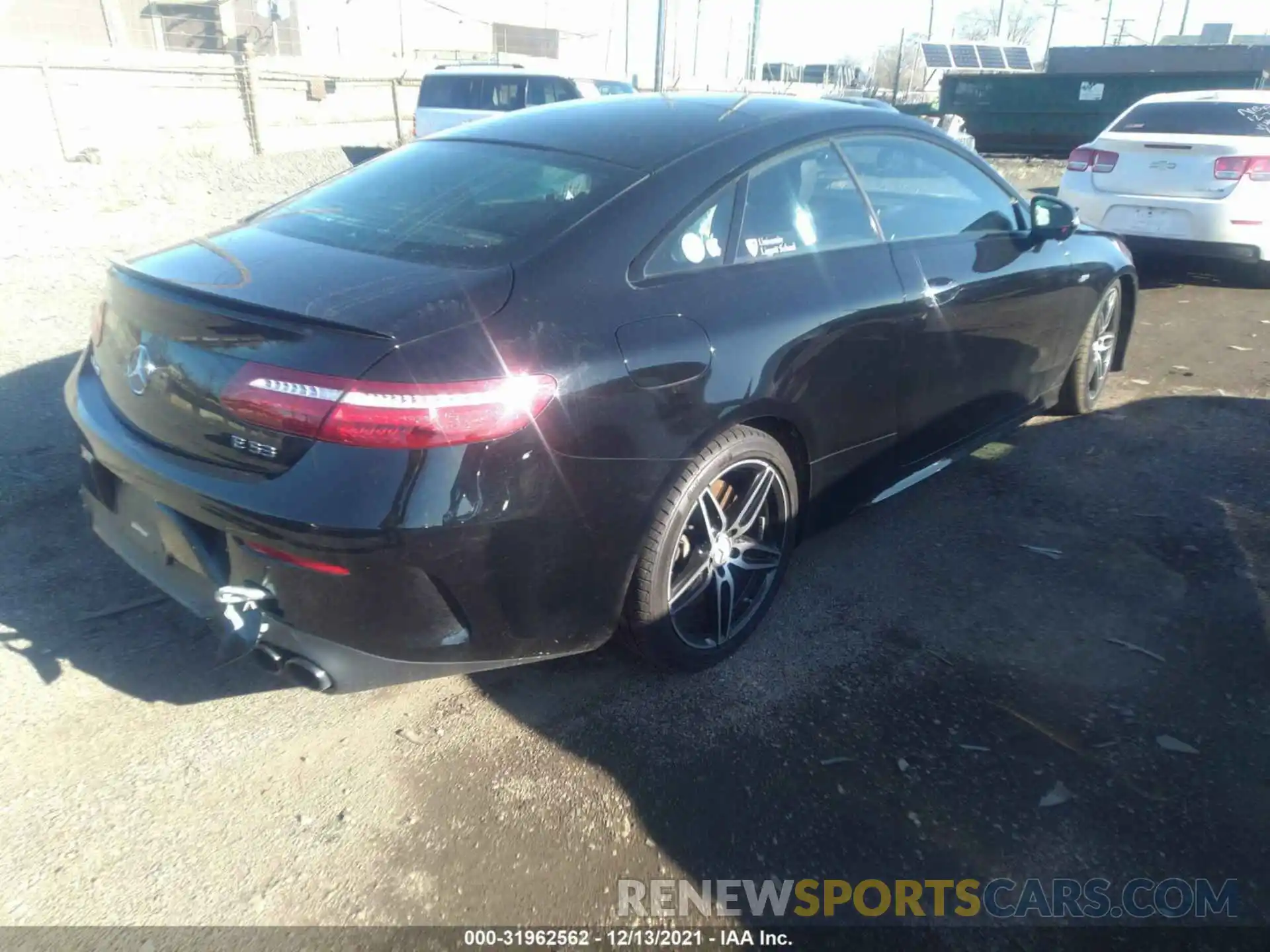 4 Photograph of a damaged car W1K1J6BB5LF140734 MERCEDES-BENZ E-CLASS 2020