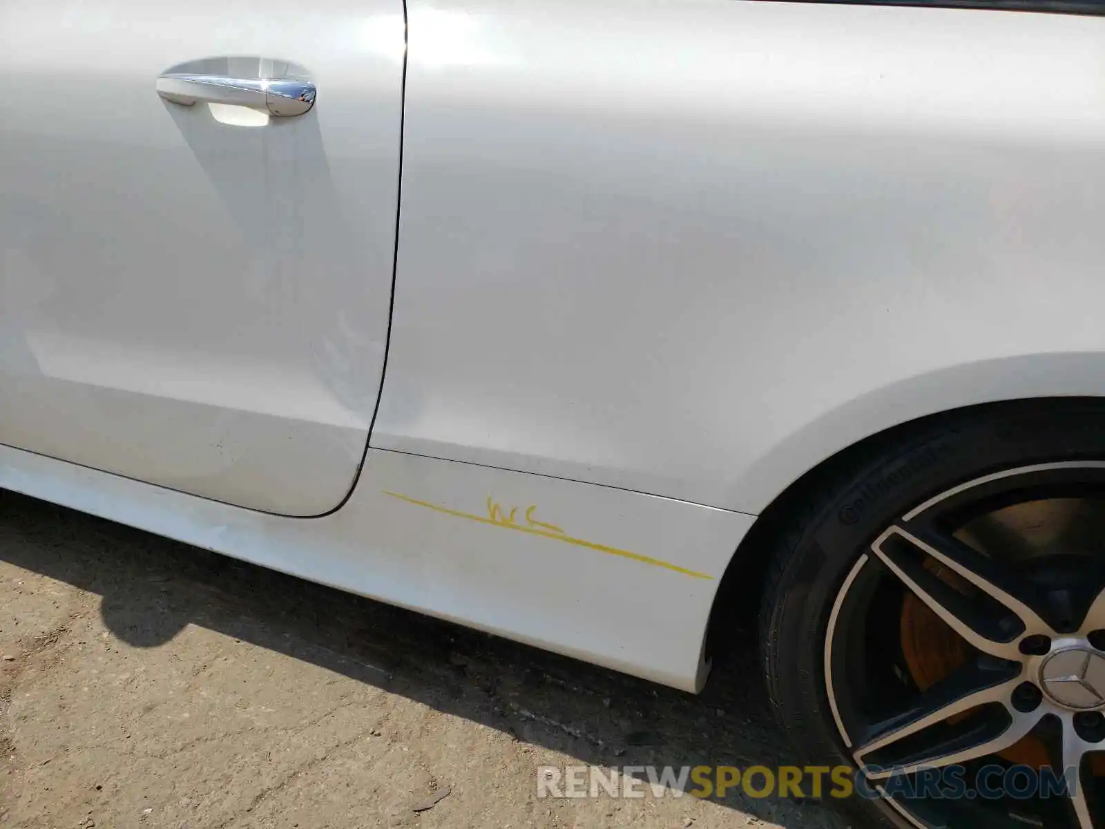 9 Photograph of a damaged car W1K1J6BB9LF136847 MERCEDES-BENZ E-CLASS 2020