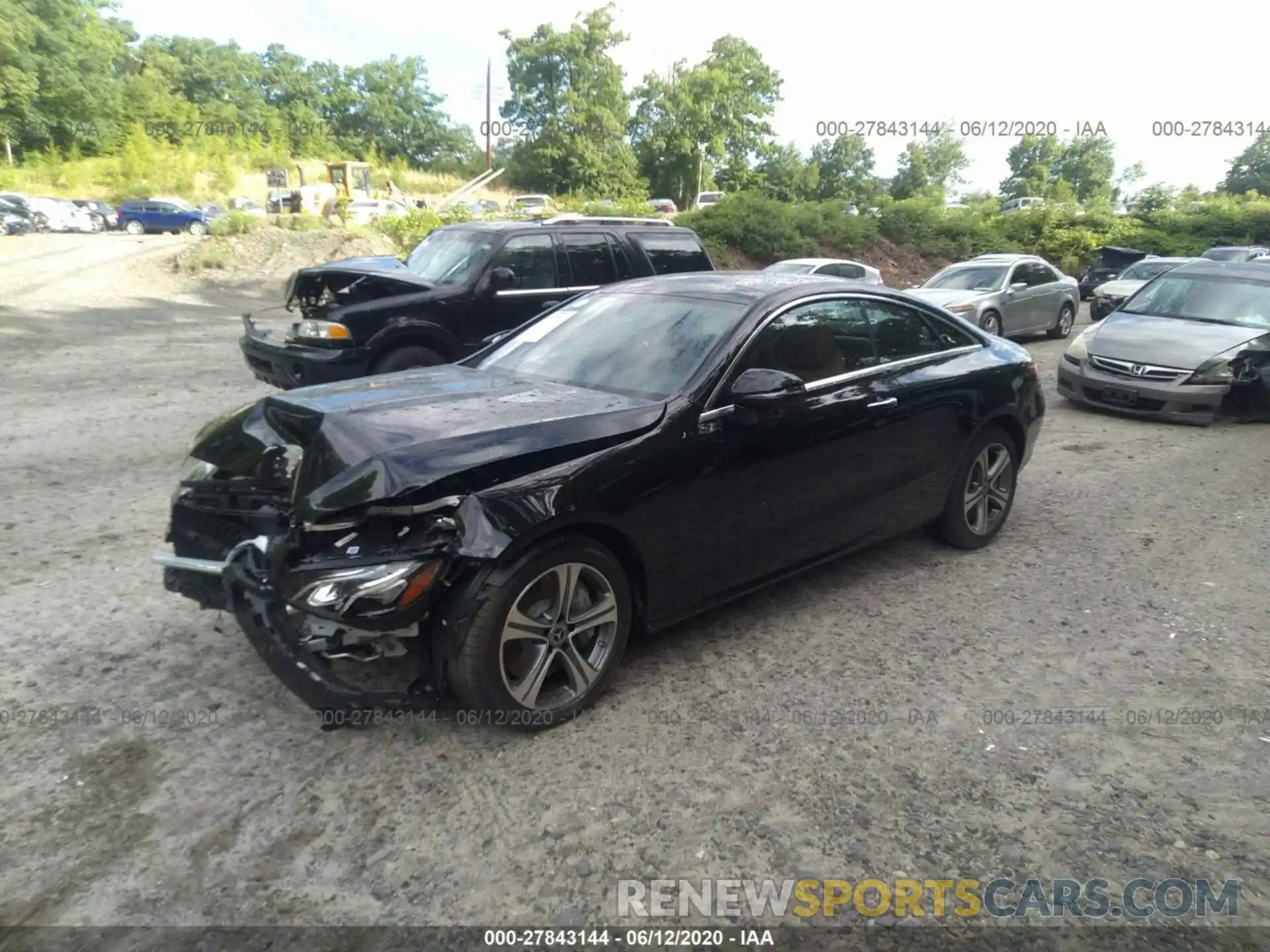 2 Photograph of a damaged car W1K1J6JB3LF137736 MERCEDES-BENZ E-CLASS 2020