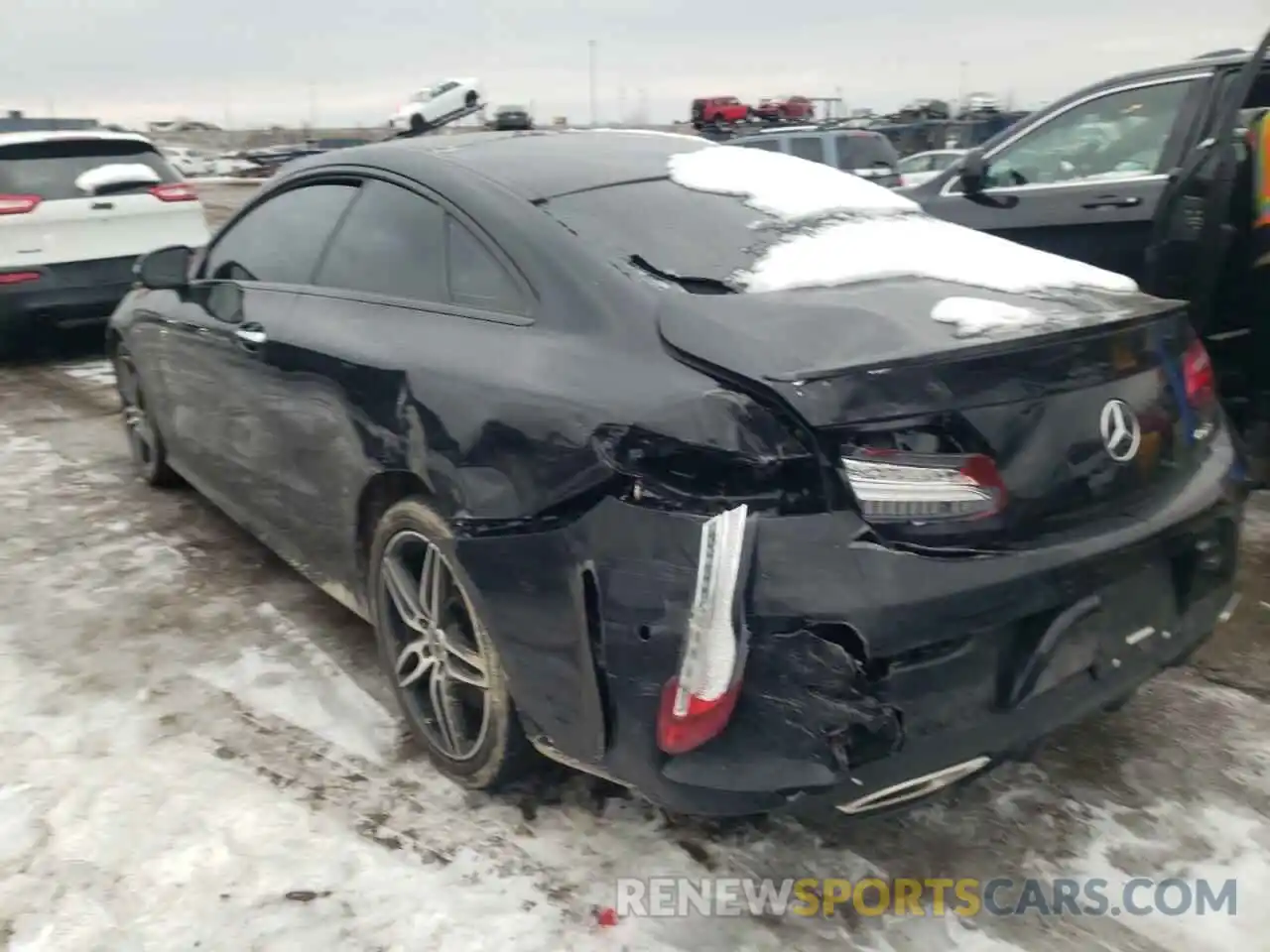 3 Photograph of a damaged car W1K1J6JB4LF140547 MERCEDES-BENZ E-CLASS 2020