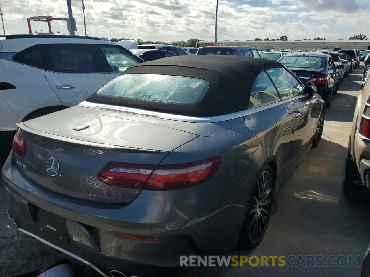 4 Photograph of a damaged car W1K1K6BB2LF133723 MERCEDES-BENZ E-CLASS 2020