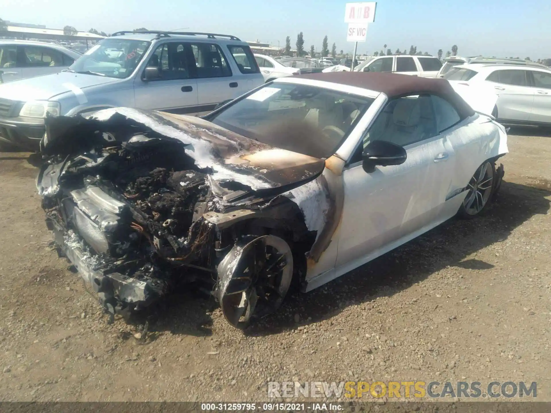 2 Photograph of a damaged car W1K1K6BB3LF140941 MERCEDES-BENZ E-CLASS 2020