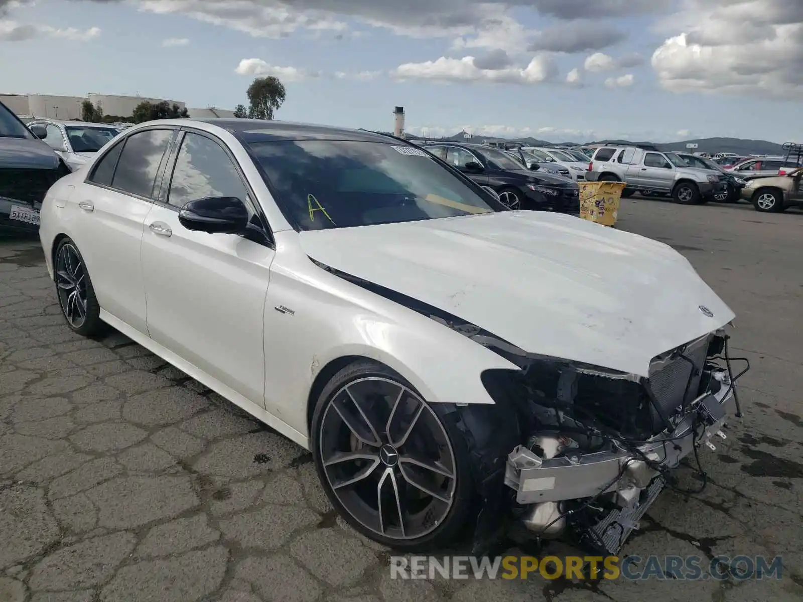 1 Photograph of a damaged car W1KZF6BB0LA831672 MERCEDES-BENZ E CLASS 2020