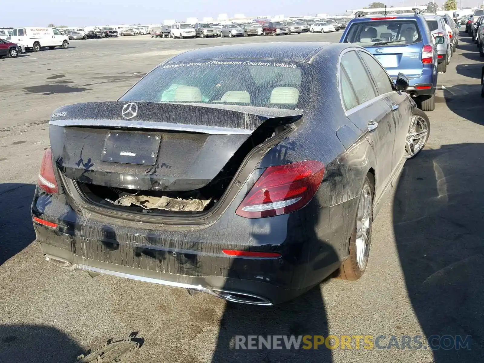 4 Photograph of a damaged car W1KZF8DB0LA803962 MERCEDES-BENZ E CLASS 2020