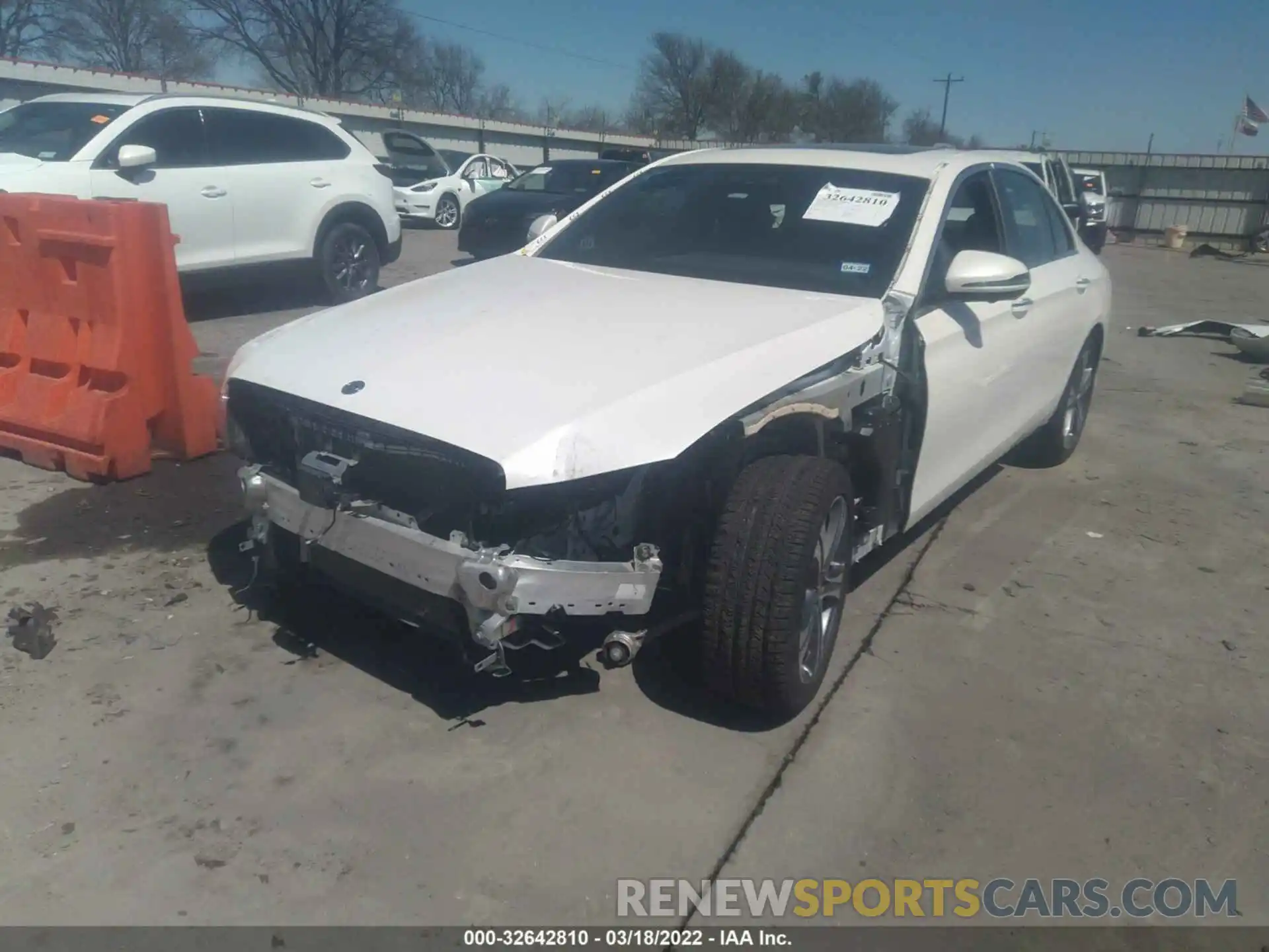 2 Photograph of a damaged car W1KZF8DB0LA821541 MERCEDES-BENZ E-CLASS 2020