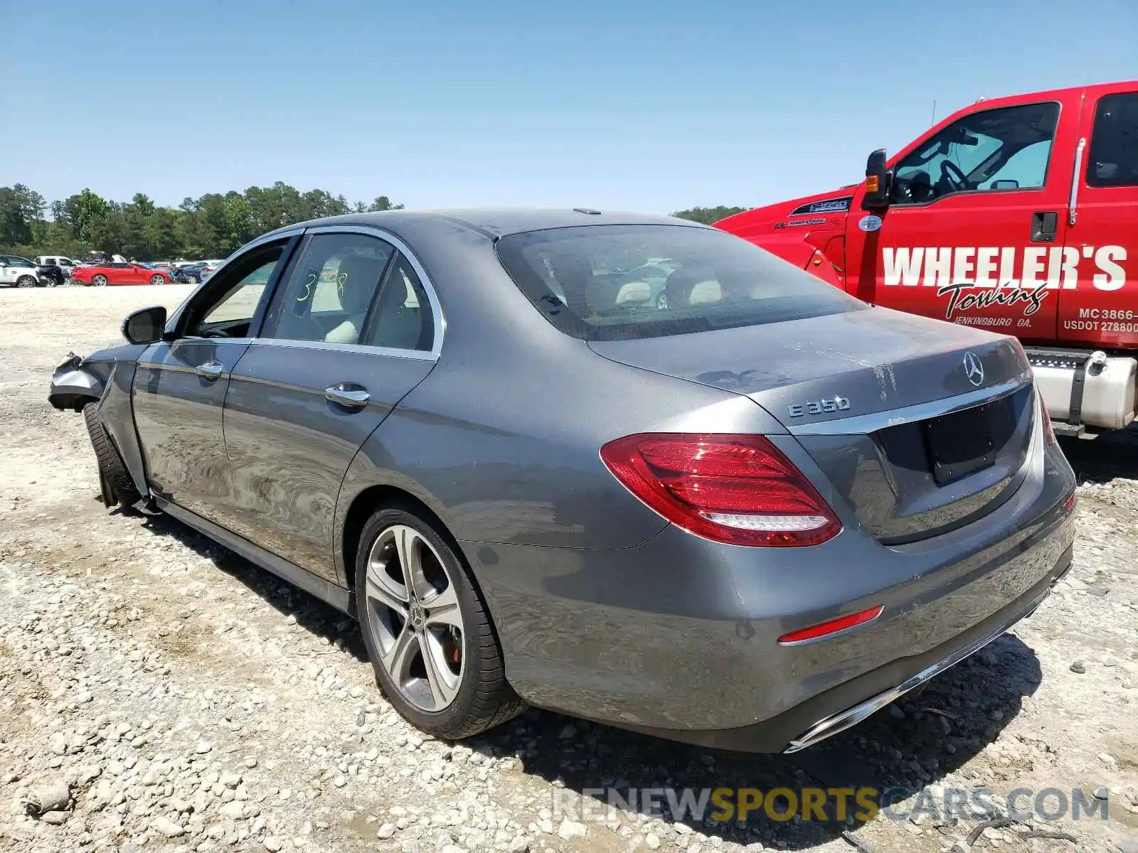 3 Photograph of a damaged car W1KZF8DB0LA845628 MERCEDES-BENZ E CLASS 2020