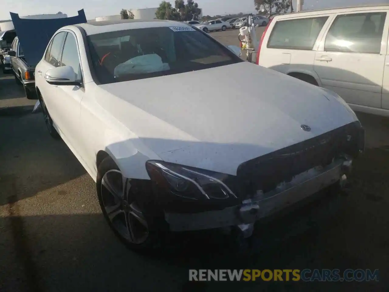 1 Photograph of a damaged car W1KZF8DB1LA849302 MERCEDES-BENZ E-CLASS 2020