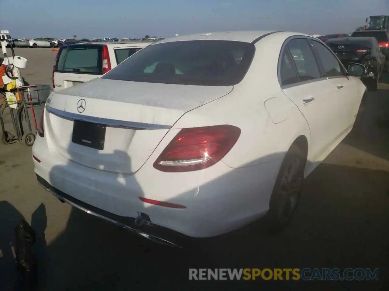 4 Photograph of a damaged car W1KZF8DB1LA849302 MERCEDES-BENZ E-CLASS 2020