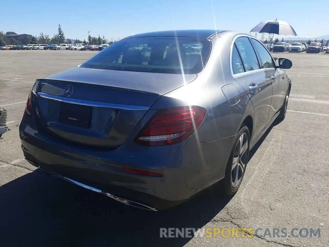 4 Photograph of a damaged car W1KZF8DB2LA765702 MERCEDES-BENZ E-CLASS 2020