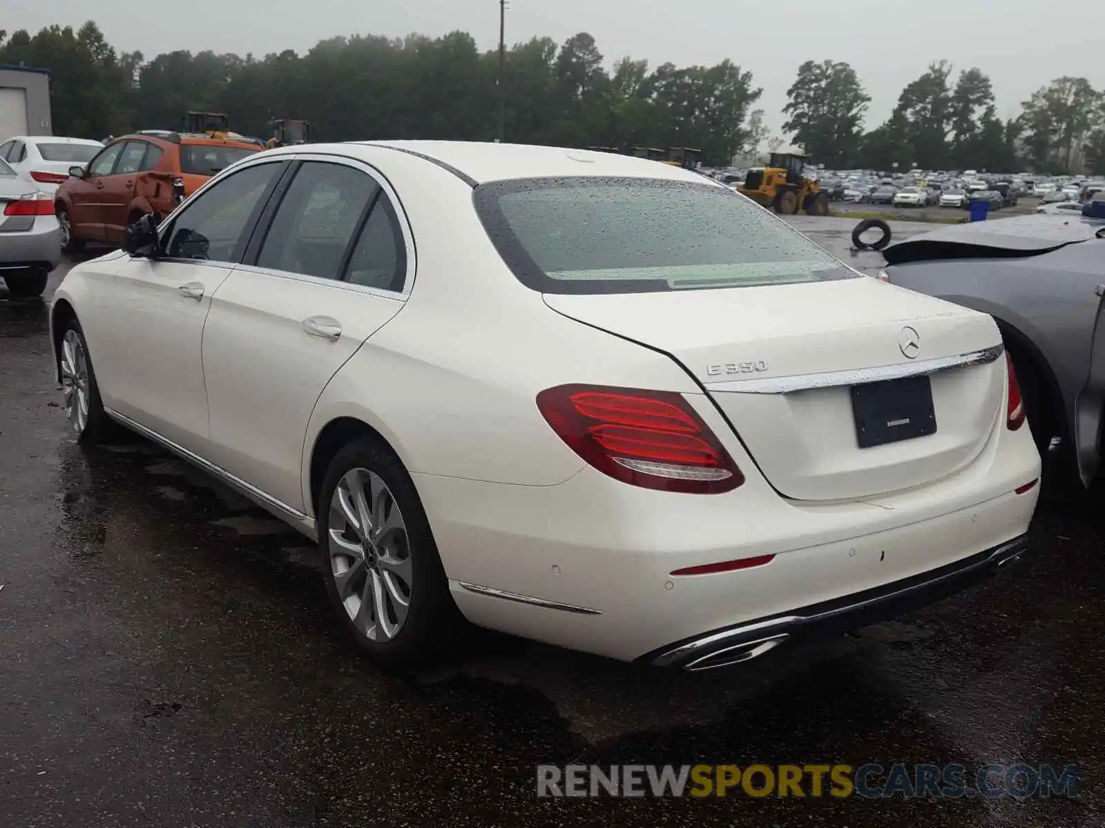 3 Photograph of a damaged car W1KZF8DB3LA820139 MERCEDES-BENZ E CLASS 2020