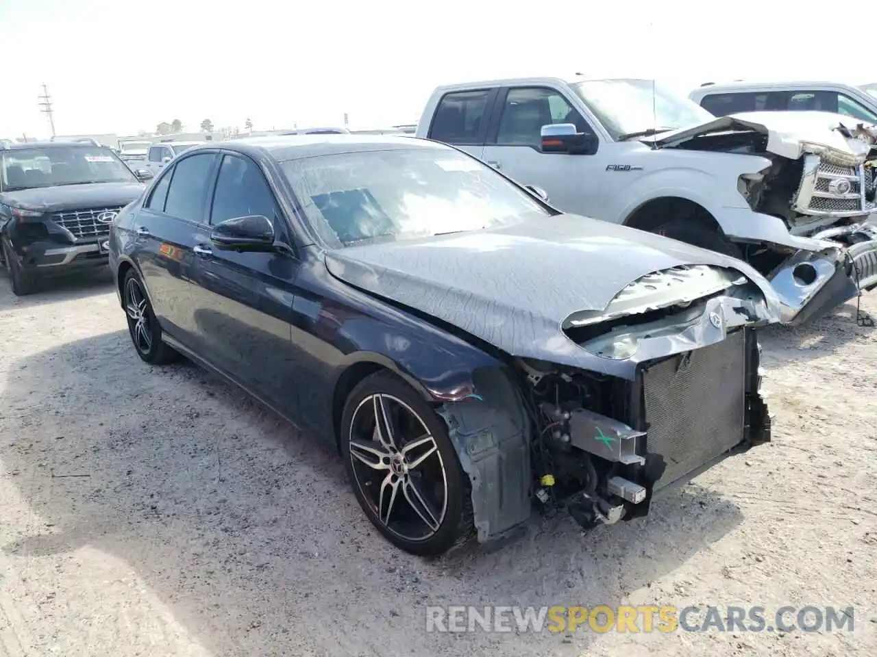 4 Photograph of a damaged car W1KZF8DB3LA842786 MERCEDES-BENZ E-CLASS 2020