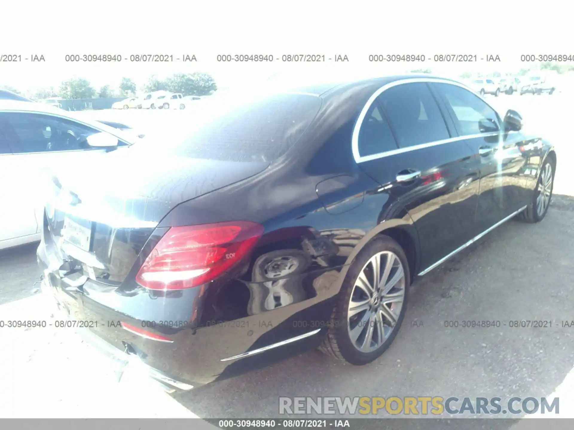 4 Photograph of a damaged car W1KZF8DB4LA817248 MERCEDES-BENZ E-CLASS 2020