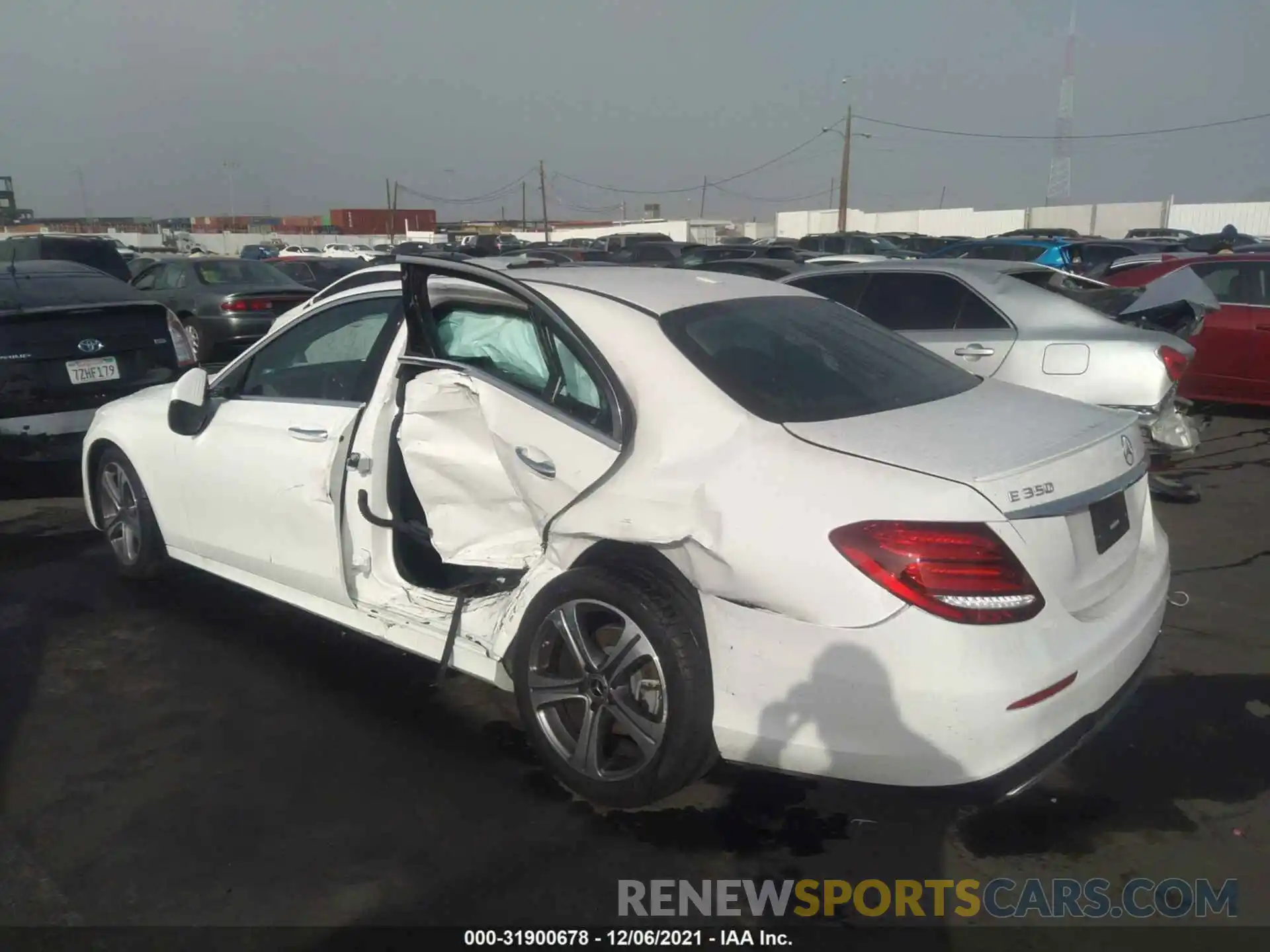 3 Photograph of a damaged car W1KZF8DB4LA821882 MERCEDES-BENZ E-CLASS 2020