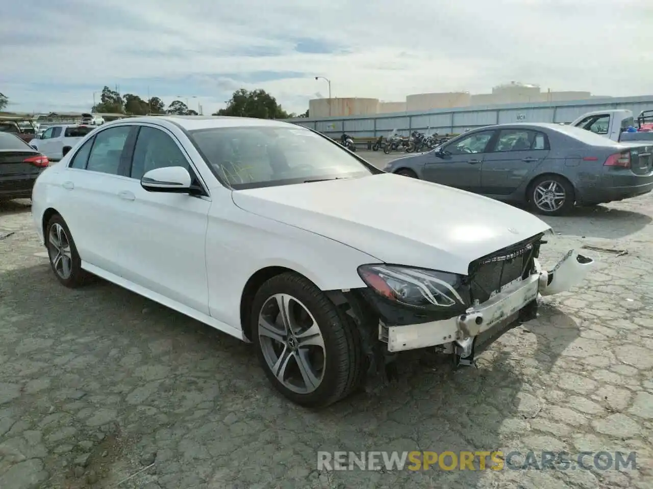 1 Photograph of a damaged car W1KZF8DB5LA764544 MERCEDES-BENZ E-CLASS 2020