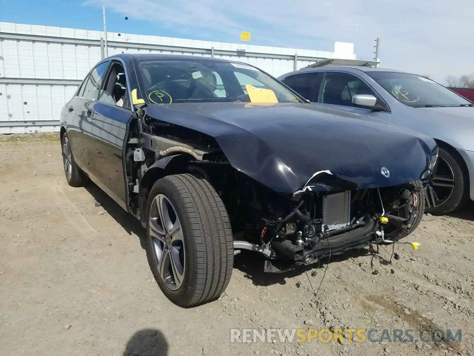 1 Photograph of a damaged car W1KZF8DB6LA811578 MERCEDES-BENZ E CLASS 2020