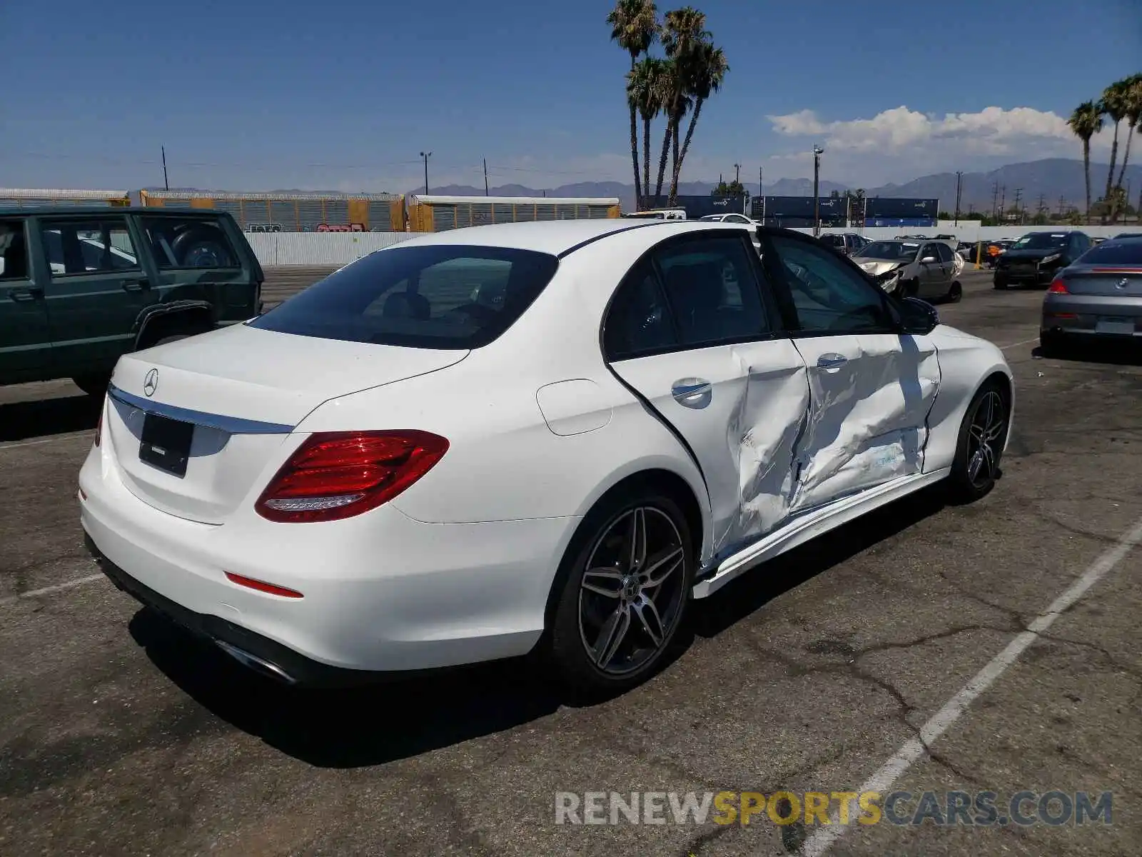 4 Photograph of a damaged car W1KZF8DB7LA802095 MERCEDES-BENZ E-CLASS 2020