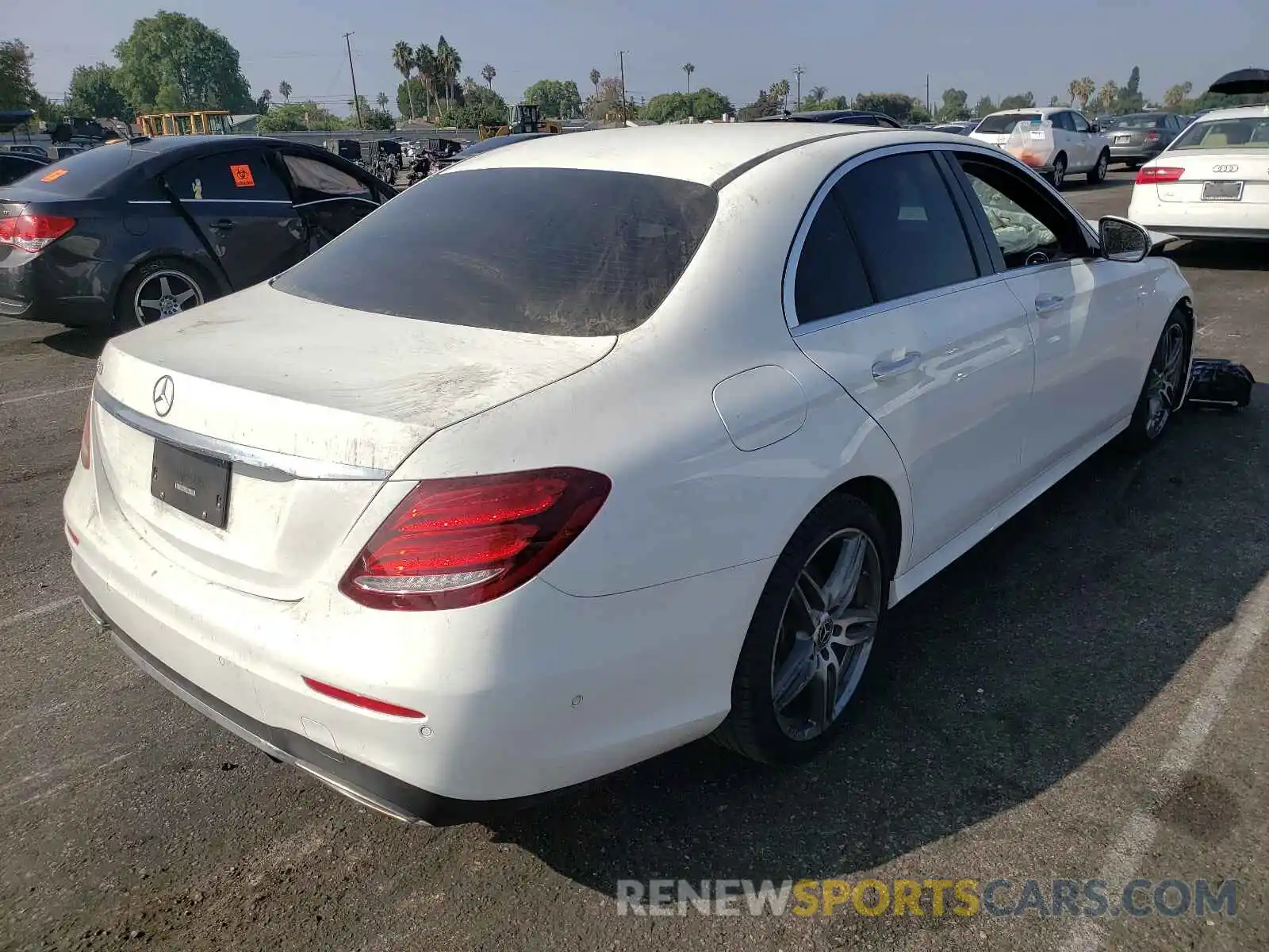 4 Photograph of a damaged car W1KZF8DB7LA822265 MERCEDES-BENZ E-CLASS 2020