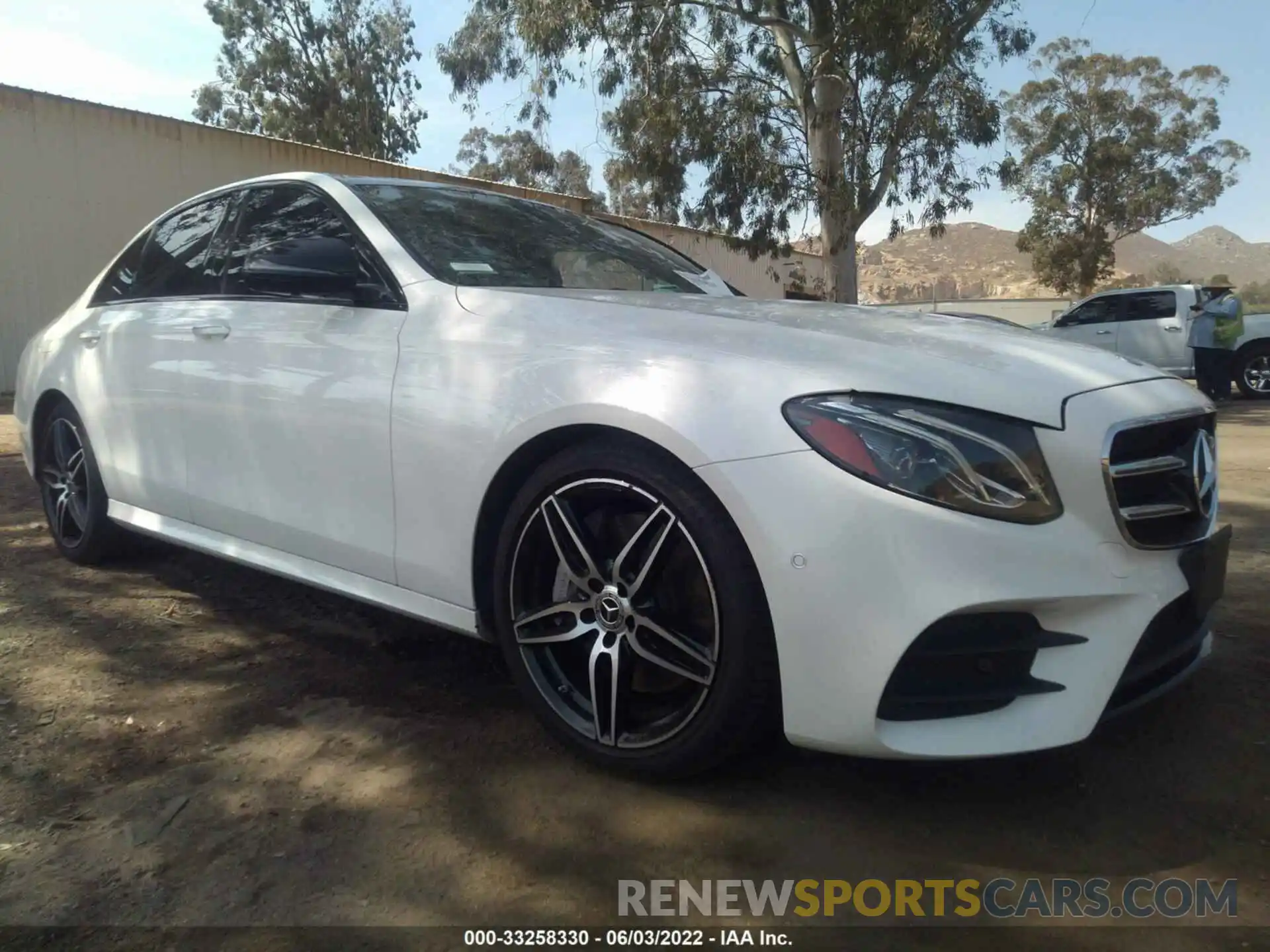 1 Photograph of a damaged car W1KZF8DB9LA832893 MERCEDES-BENZ E-CLASS 2020