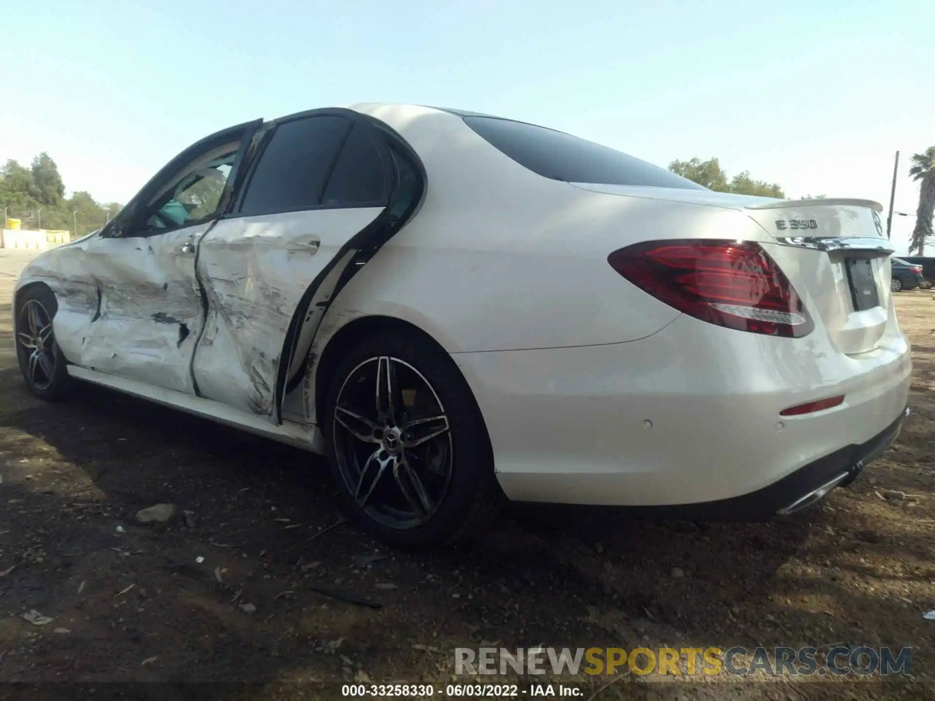 3 Photograph of a damaged car W1KZF8DB9LA832893 MERCEDES-BENZ E-CLASS 2020