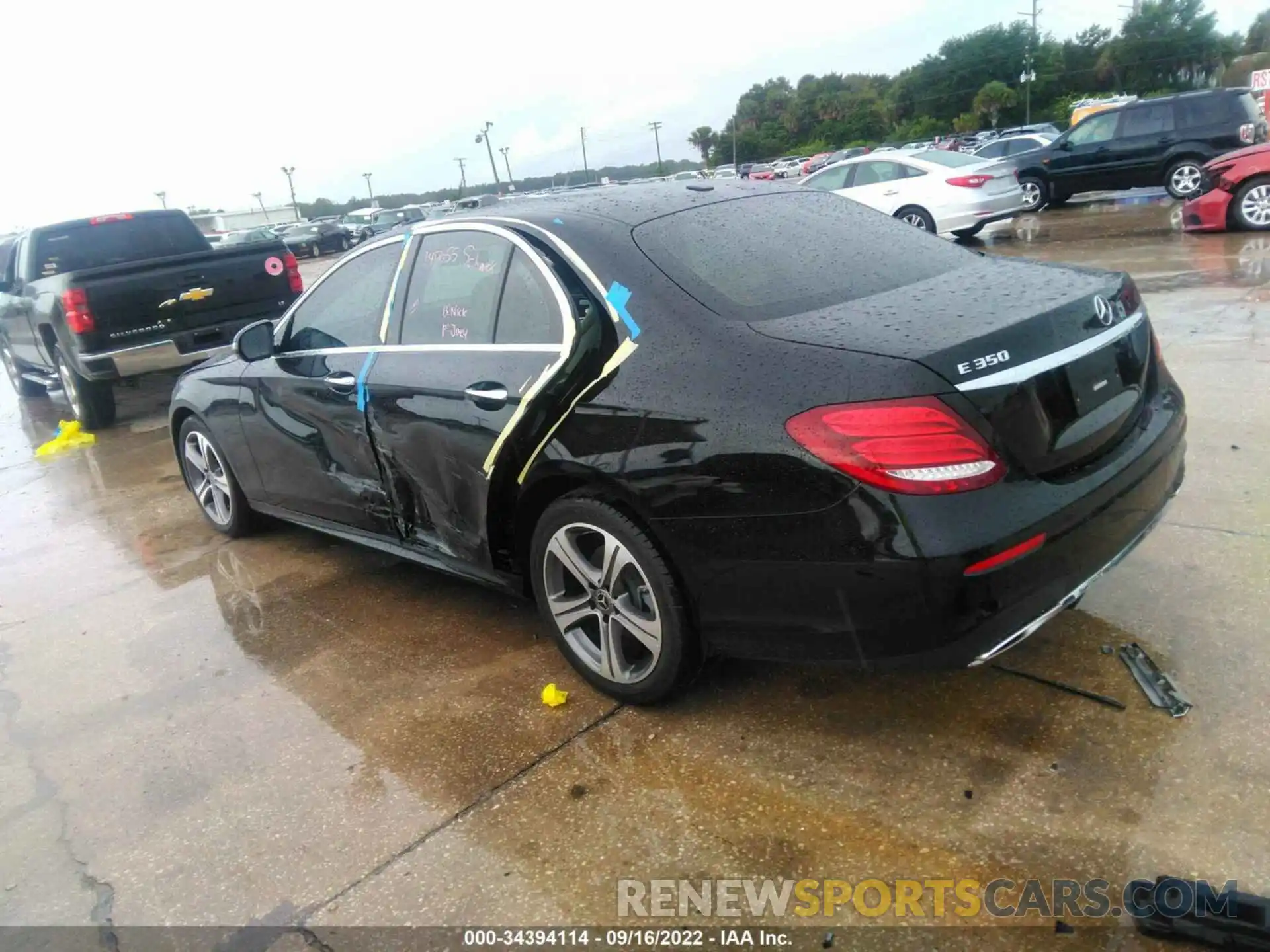 3 Photograph of a damaged car W1KZF8DBXLA764295 MERCEDES-BENZ E-CLASS 2020