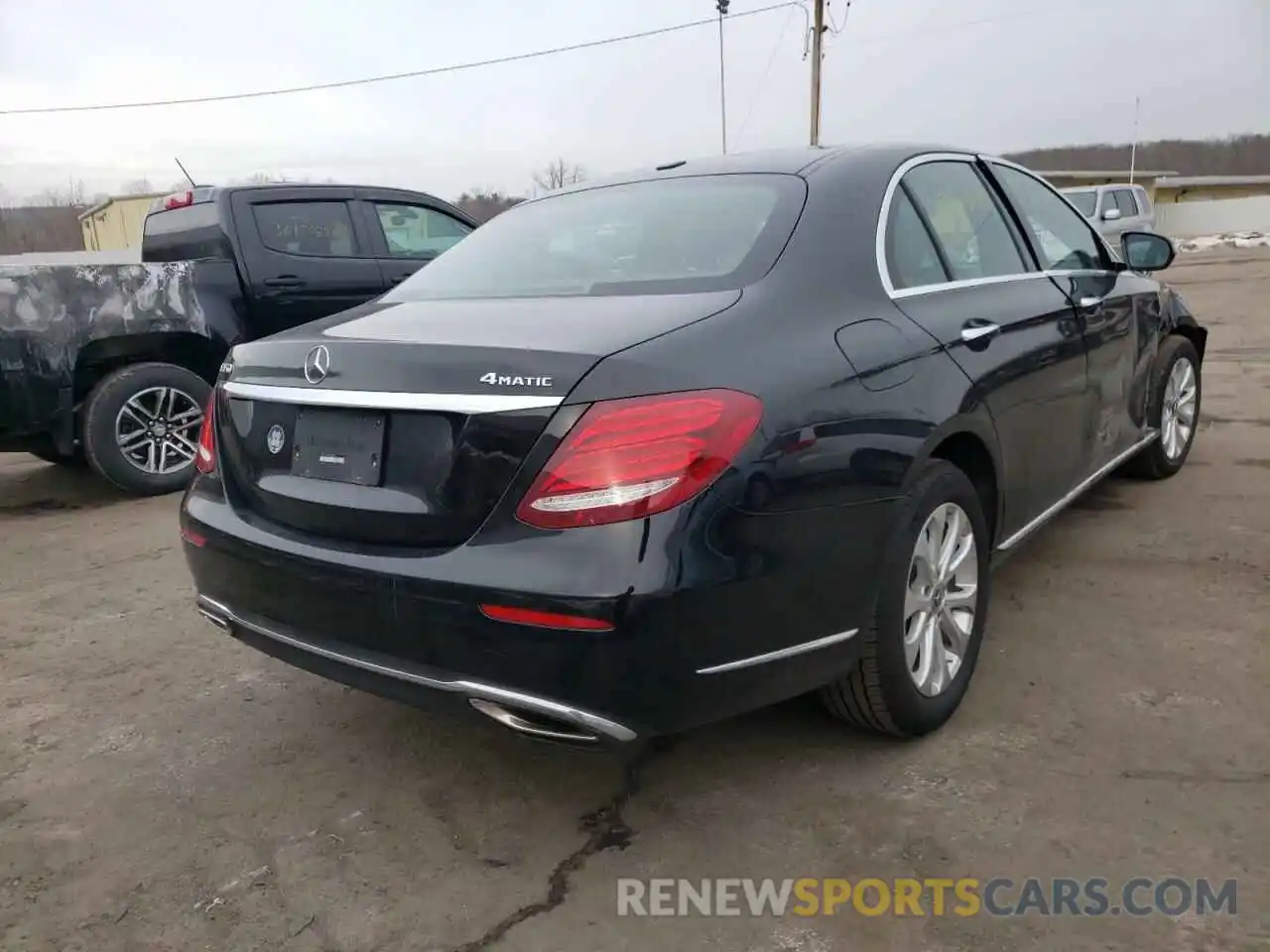 4 Photograph of a damaged car W1KZF8EB0LA803166 MERCEDES-BENZ E-CLASS 2020