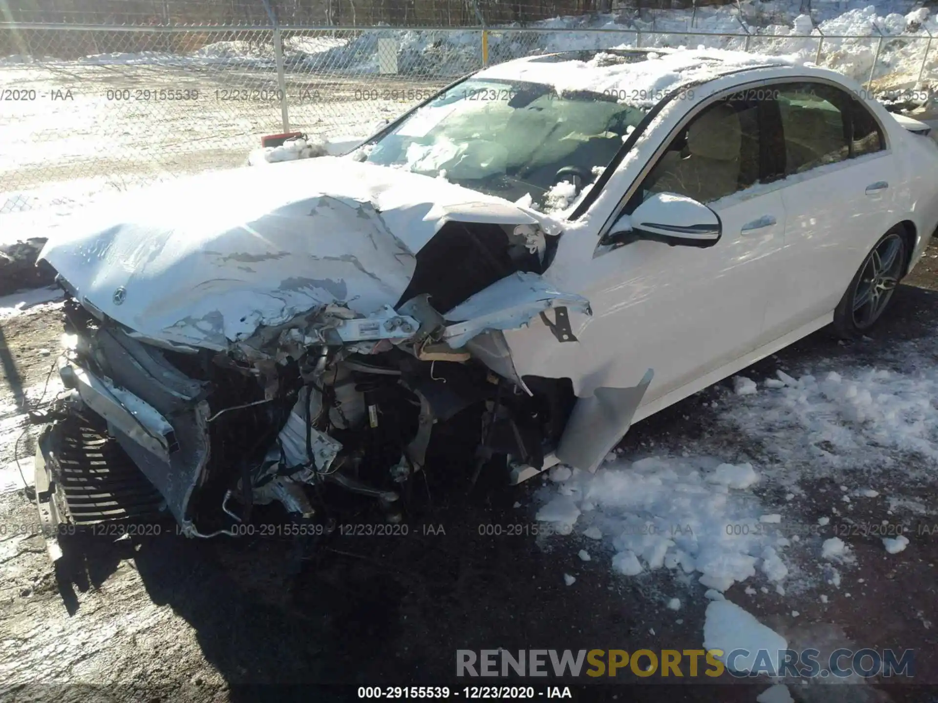 2 Photograph of a damaged car W1KZF8EB0LA832599 MERCEDES-BENZ E-CLASS 2020