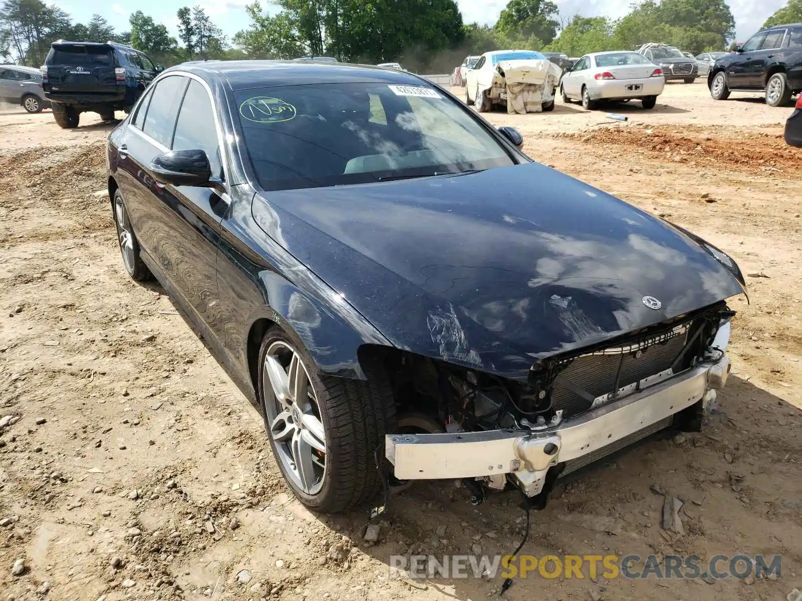 1 Photograph of a damaged car W1KZF8EB1LA822812 MERCEDES-BENZ E CLASS 2020