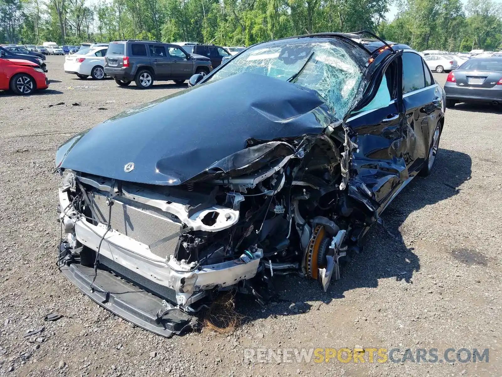 2 Photograph of a damaged car W1KZF8EB1LA825158 MERCEDES-BENZ E CLASS 2020