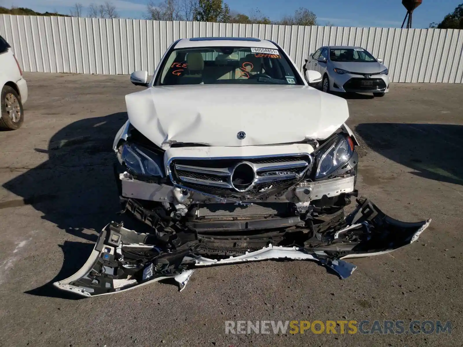 9 Photograph of a damaged car W1KZF8EB2LA822379 MERCEDES-BENZ E-CLASS 2020