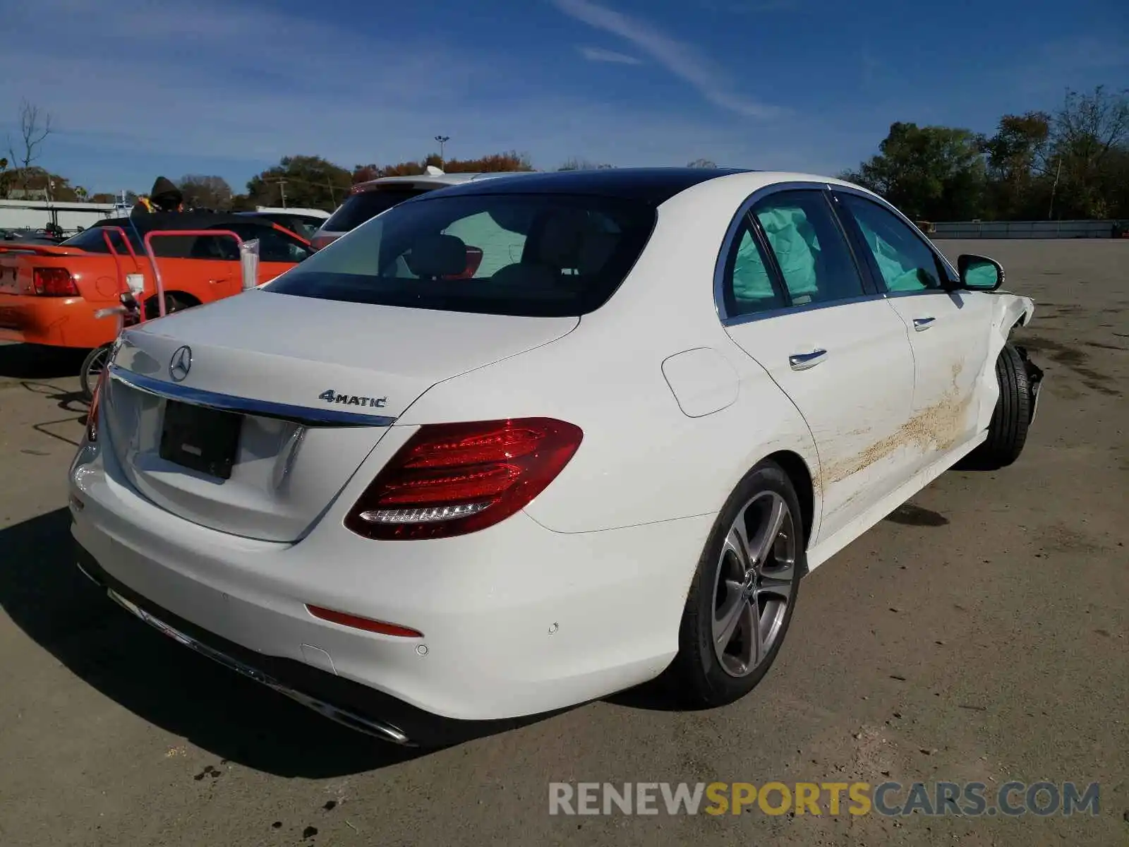 4 Photograph of a damaged car W1KZF8EB2LA846763 MERCEDES-BENZ E-CLASS 2020