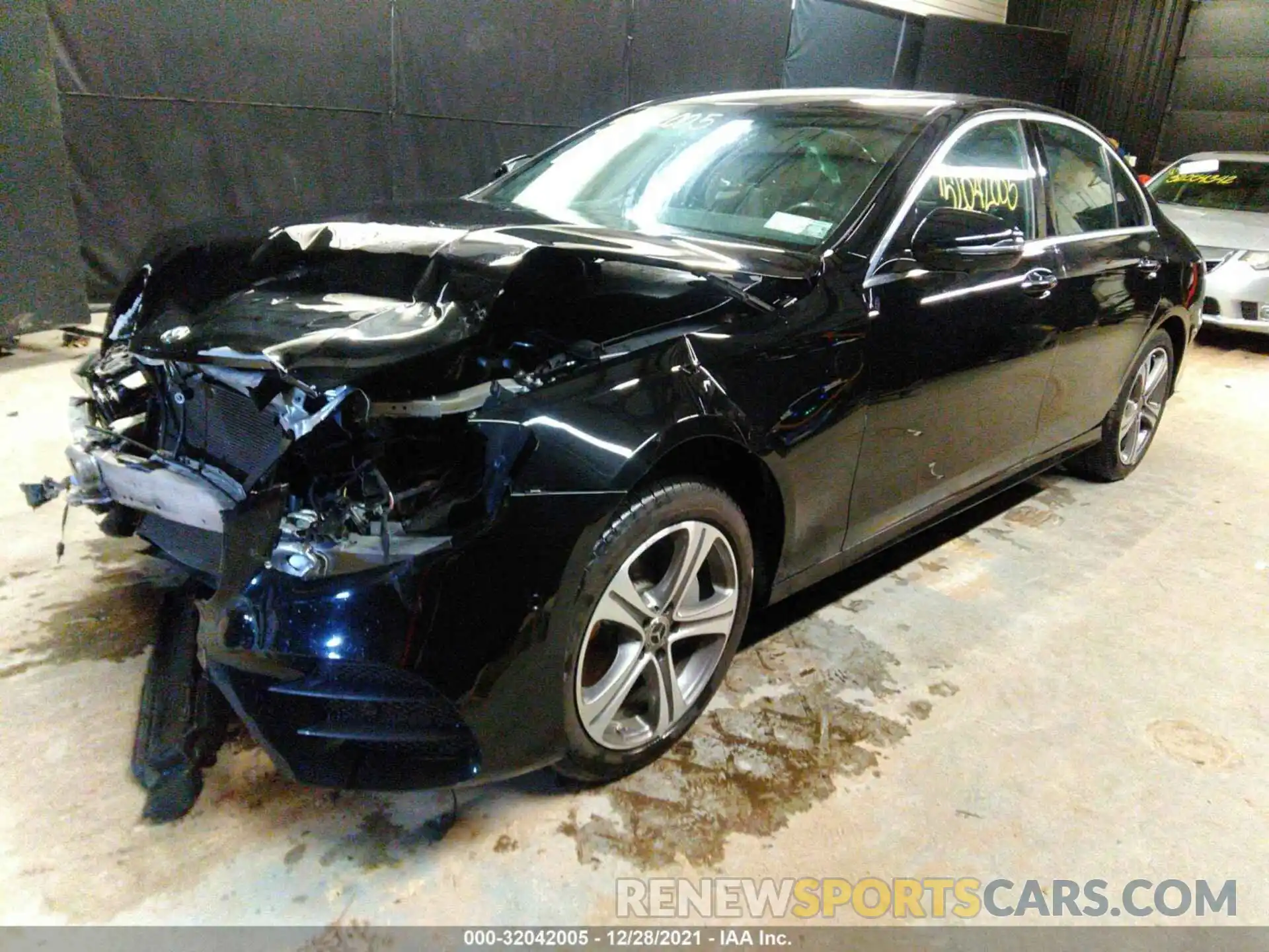 2 Photograph of a damaged car W1KZF8EB3LA762113 MERCEDES-BENZ E-CLASS 2020