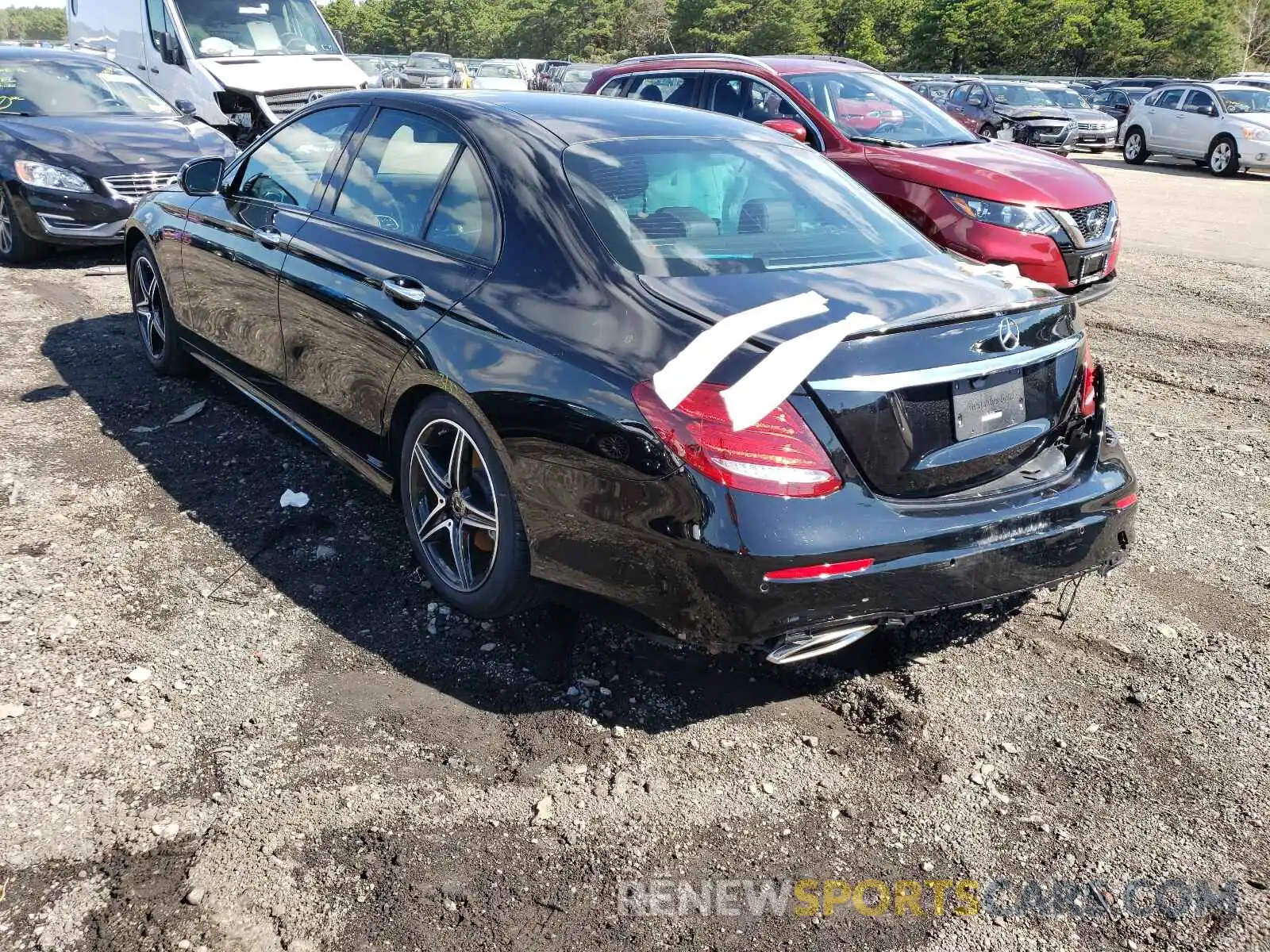 3 Photograph of a damaged car W1KZF8EB4LA810329 MERCEDES-BENZ E-CLASS 2020